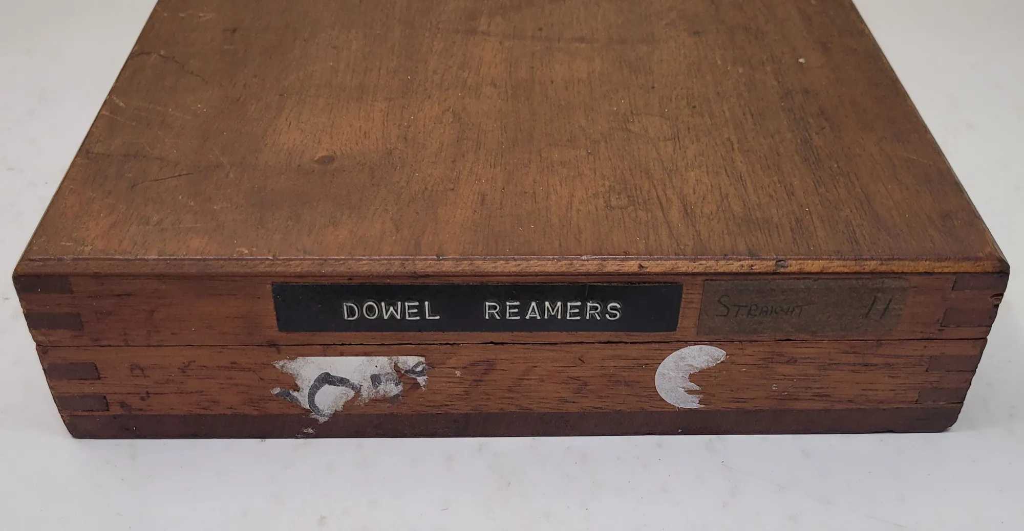 NIELSEN DOWELL REAMERS WITH MULTIPLE SIZES: .3115, .3580, .3910, .4355, .4385, .4980 - MACHINE TOOLING