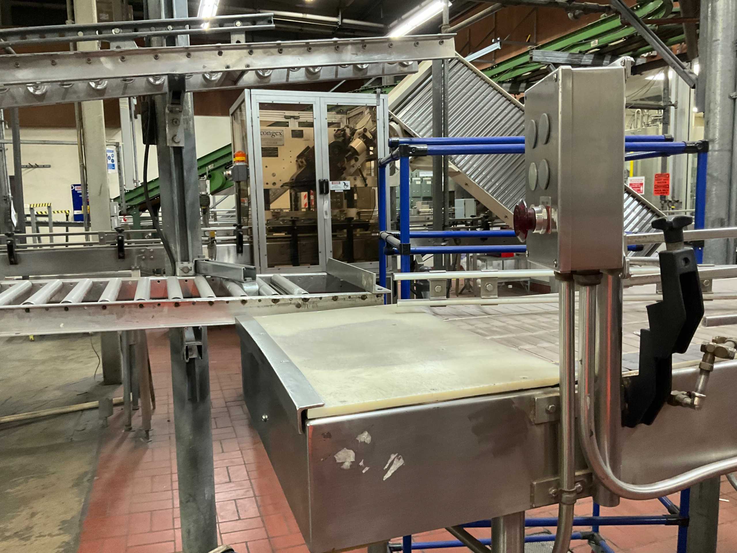 COMPLETE BOTTLING LINE A - 750ML WINE BOTTLES - BEVERAGE FILLING LINE
