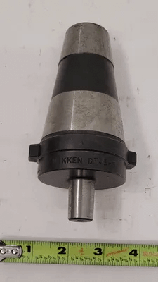 NIKKEN DT454-6 TOOL HOLDER, CAT 45, OAL 5-1/4IN, BORE 1/8IN - MACHINE TOOLING