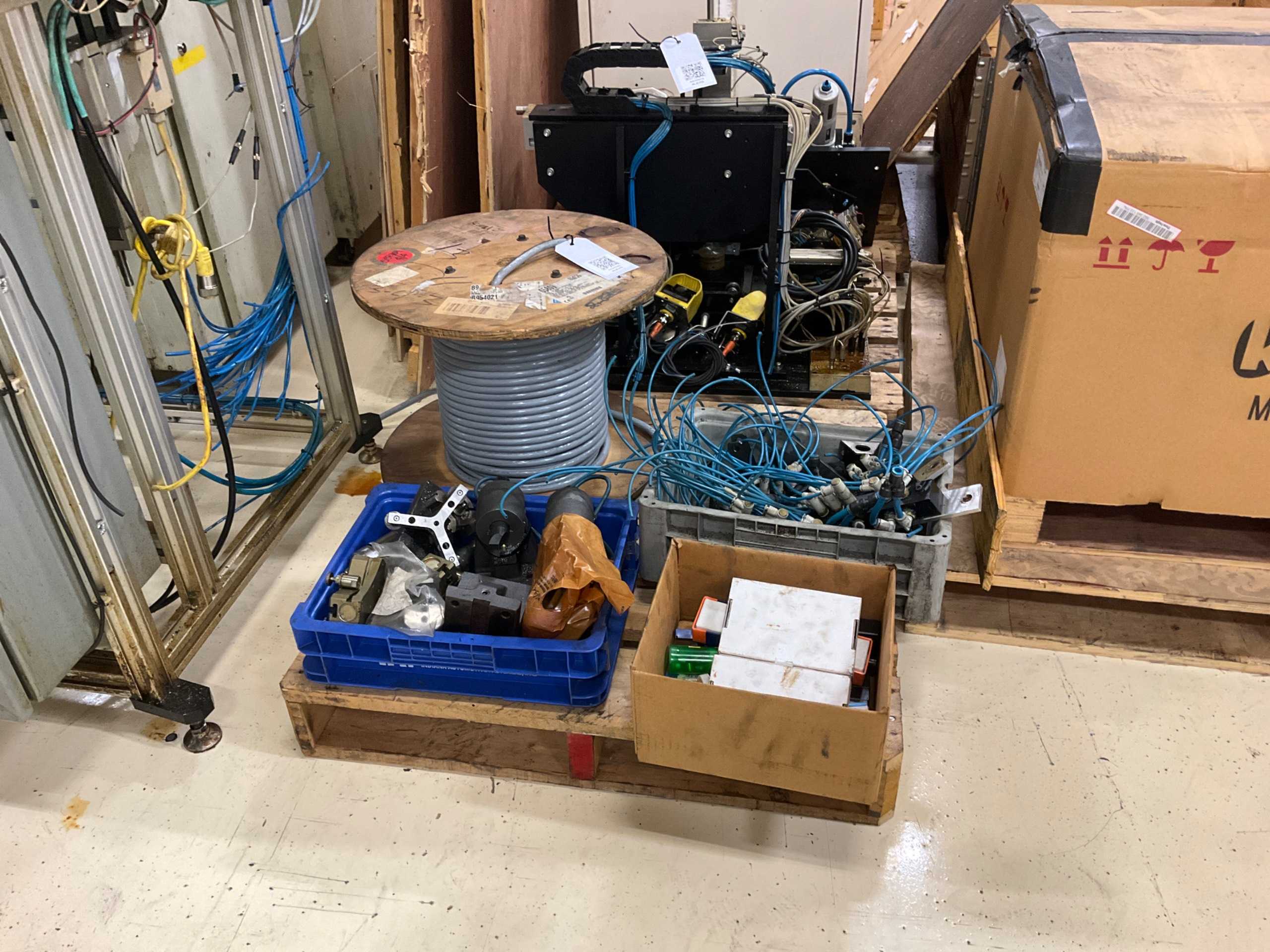 BULK QTY OF INDUSTRIAL PARTS BULK QTY OF INDUSTRIAL PARTS