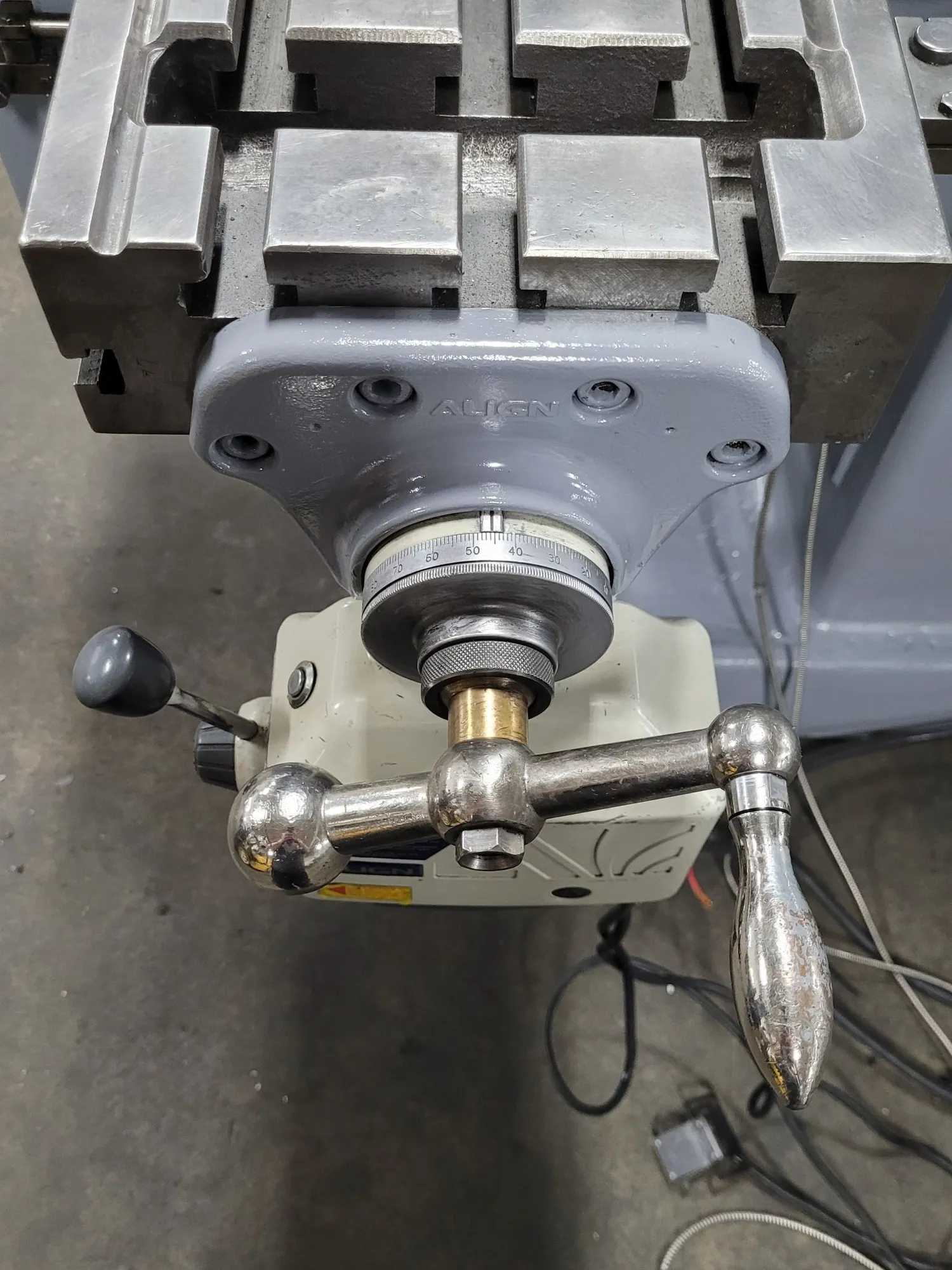 ACER 3CVS MILL W/ X-AXIS POWER FEED, MAXI RITE POWER DRAWBAR, NEWALL DRO, R8 SPINDLE TAPER - MILLING MACHINES