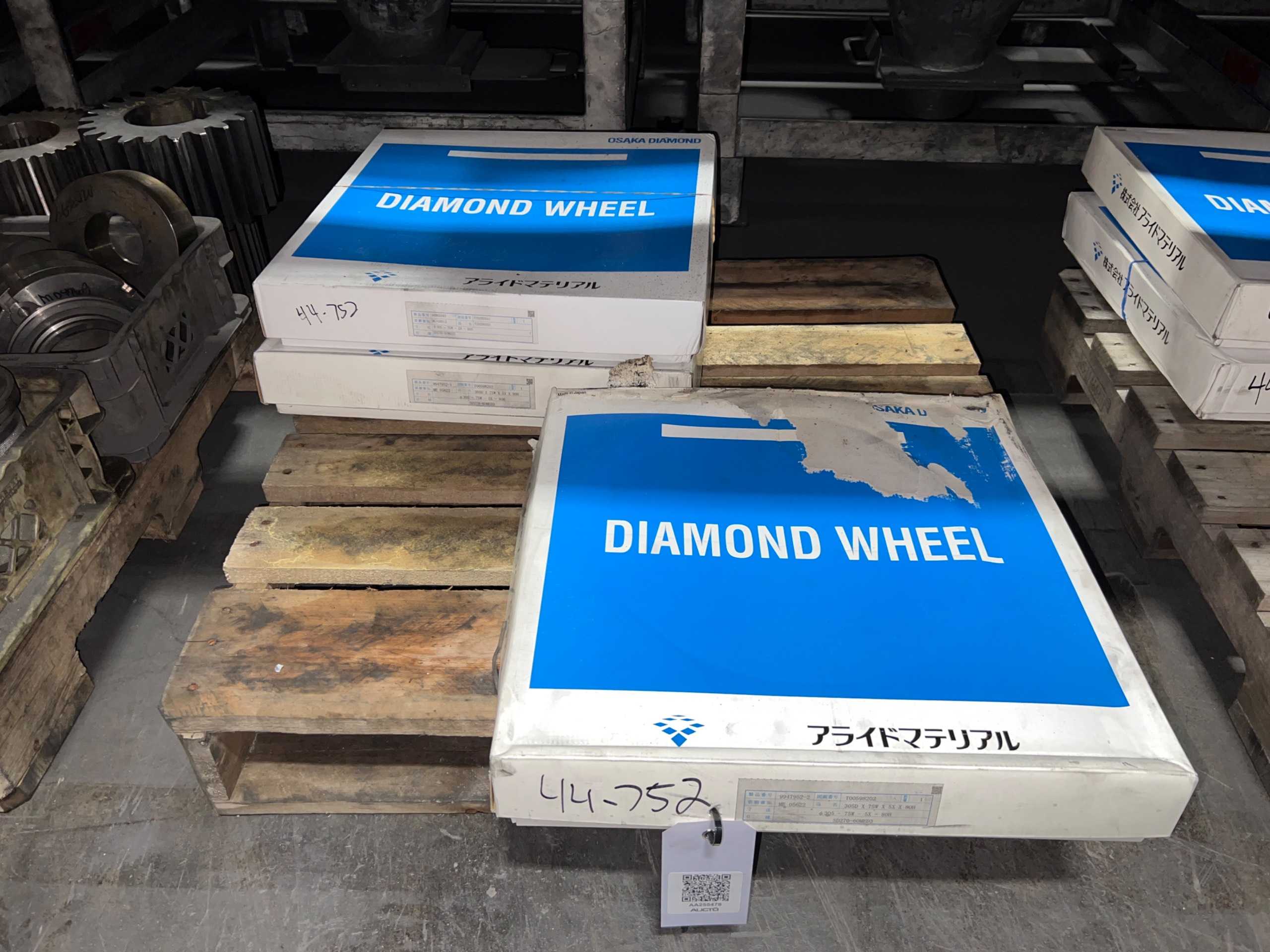 QTY 3: GRINDING WHEEL & ABRASIVES - GRINDING WHEELS & ABRASIVES