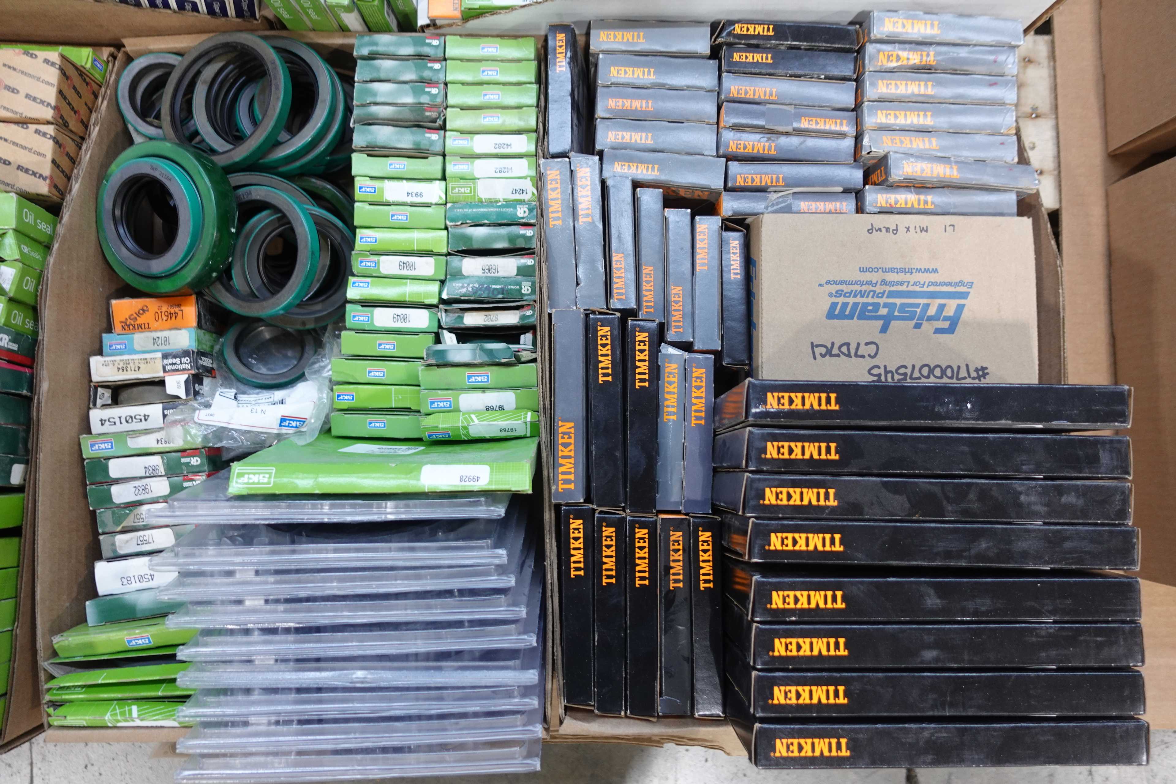 SKU 1739645 - 2 PALLETS OF ASSORTED OIL SEALS, TIMKEN, SKF, CR, PARKER, REXNORD, GARLOCK, KLOZURE - BEARINGS