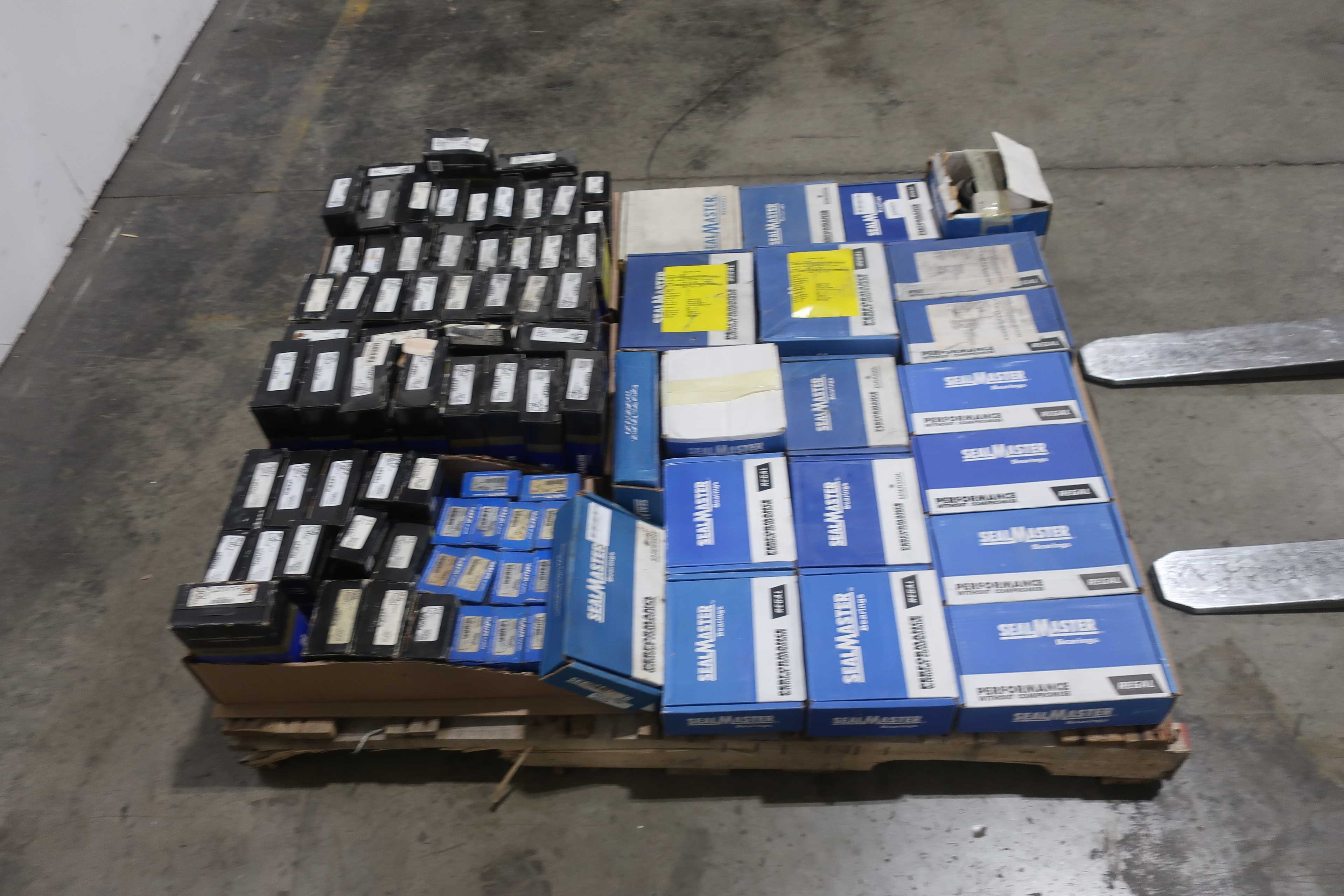 SKU 1749031 -PALLET OF ASSORTED SEALMASTER BEARINGS - BEARINGS