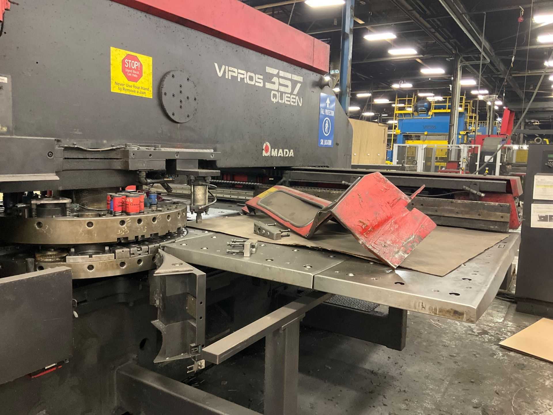 1996 AMADA VIPROS 357 QUEEN CNC PUNCH PRESS - PUNCHING MACHINES