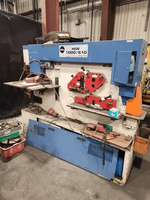 2001 MUBEA HIW-1000/610 110-TON DUAL-STATION HYDRAULIC IRONWORKER, 24-INCH THROAT - IRONWORKERS