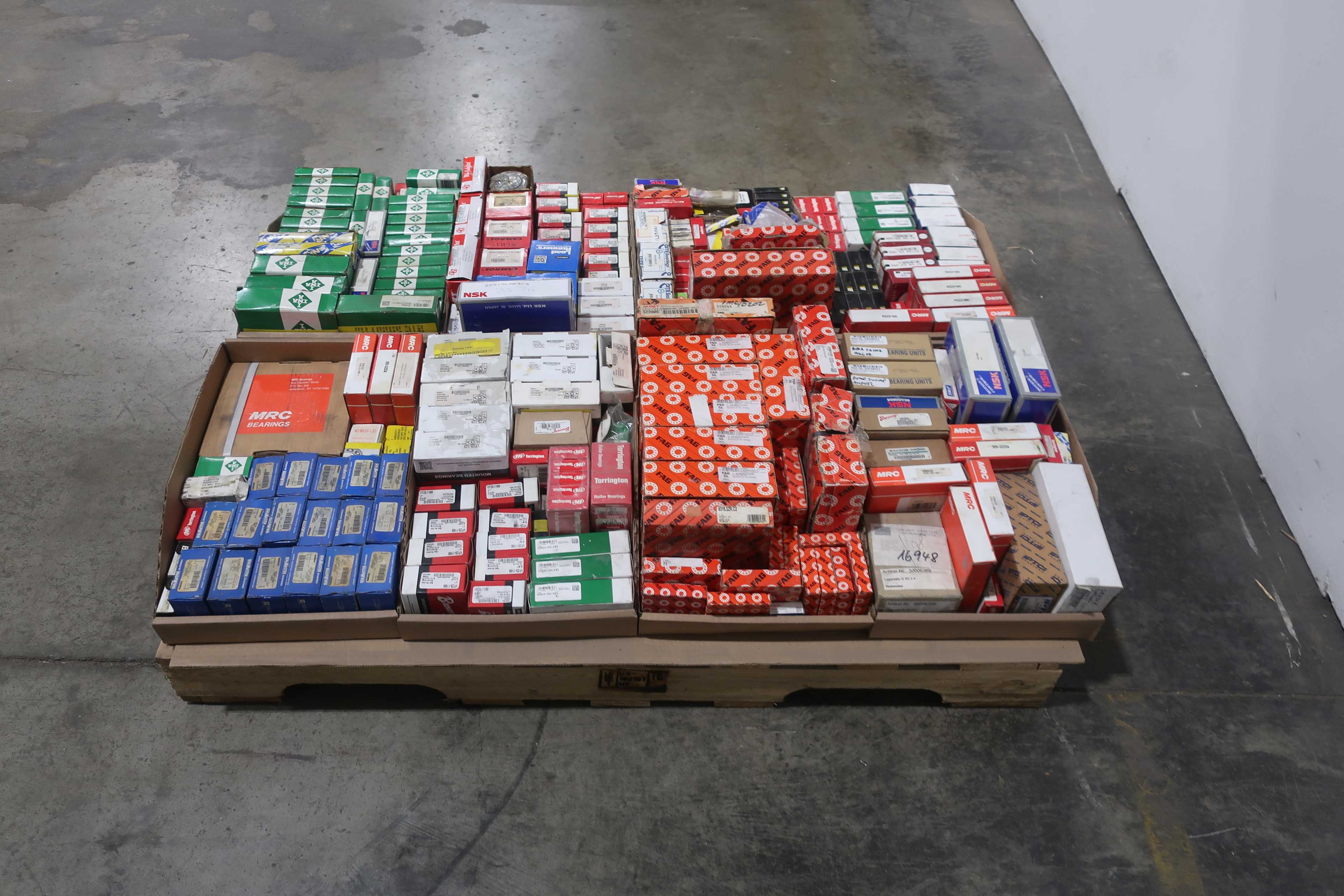 SKU 1749490 - PALLET OF ASSORTED ROLLER BEARINGS - BEARINGS