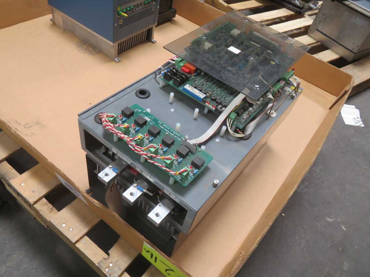 SAF DD312-180-4, DC DRIVES, 180 A OUTPUT, 100 HP OUTPUT, 500 VDC OUTPUT, 460 VAC INPUT - DC DRIVES