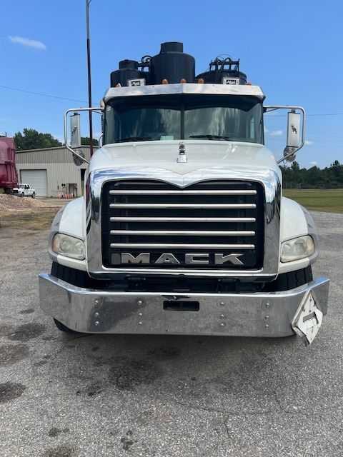 2013 PRESVAC DOT 412 INDUSTRIAL VACUUM TRUCK - MACK - VACUUM TRUCKS