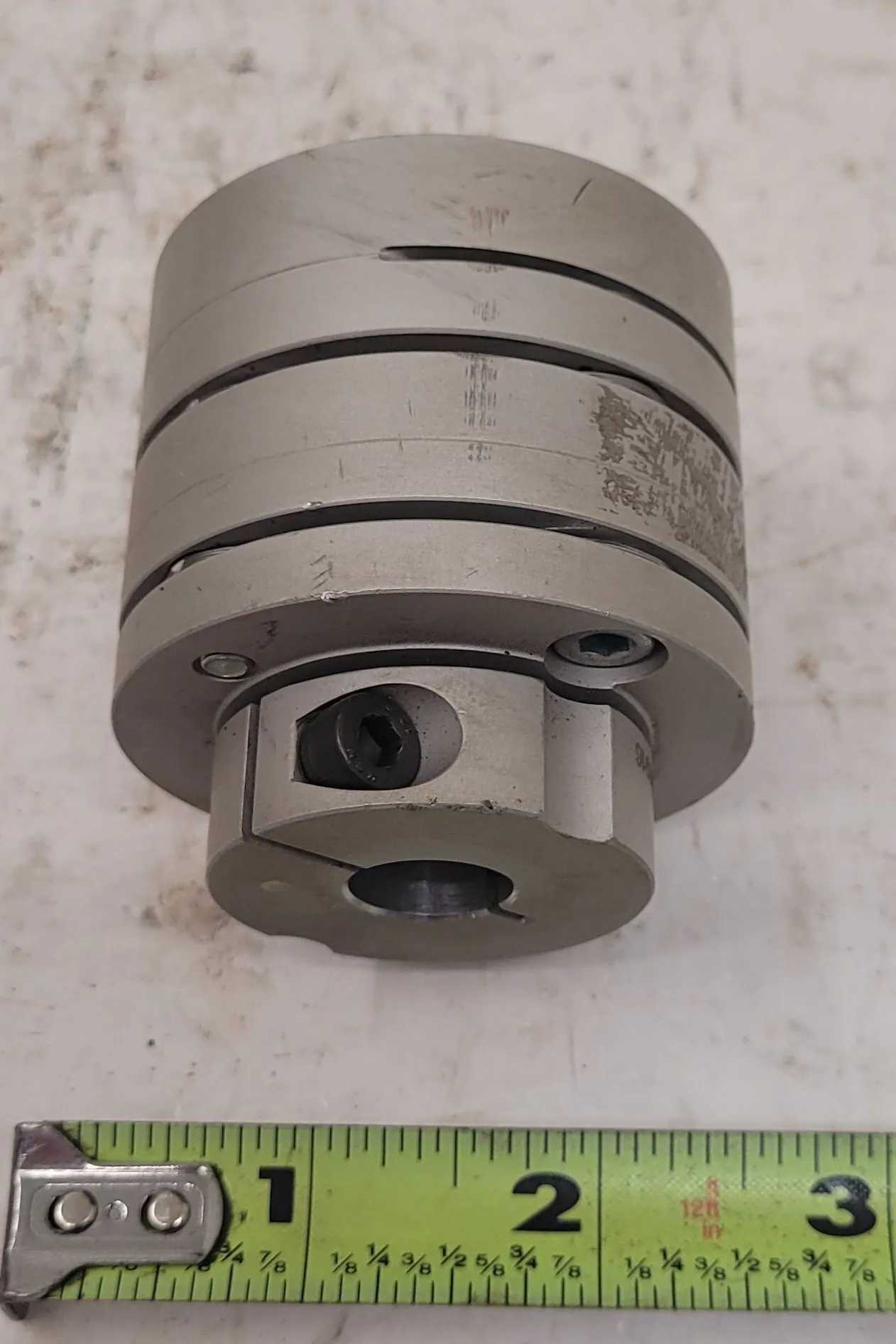 MIKI PULLEY SFC-050 FLEXIBLE COUPLING (OAL 2.32IN, BODY DIA 2.19IN, BORE DIA 14MM/1.5IN) - MACHINE TOOLING