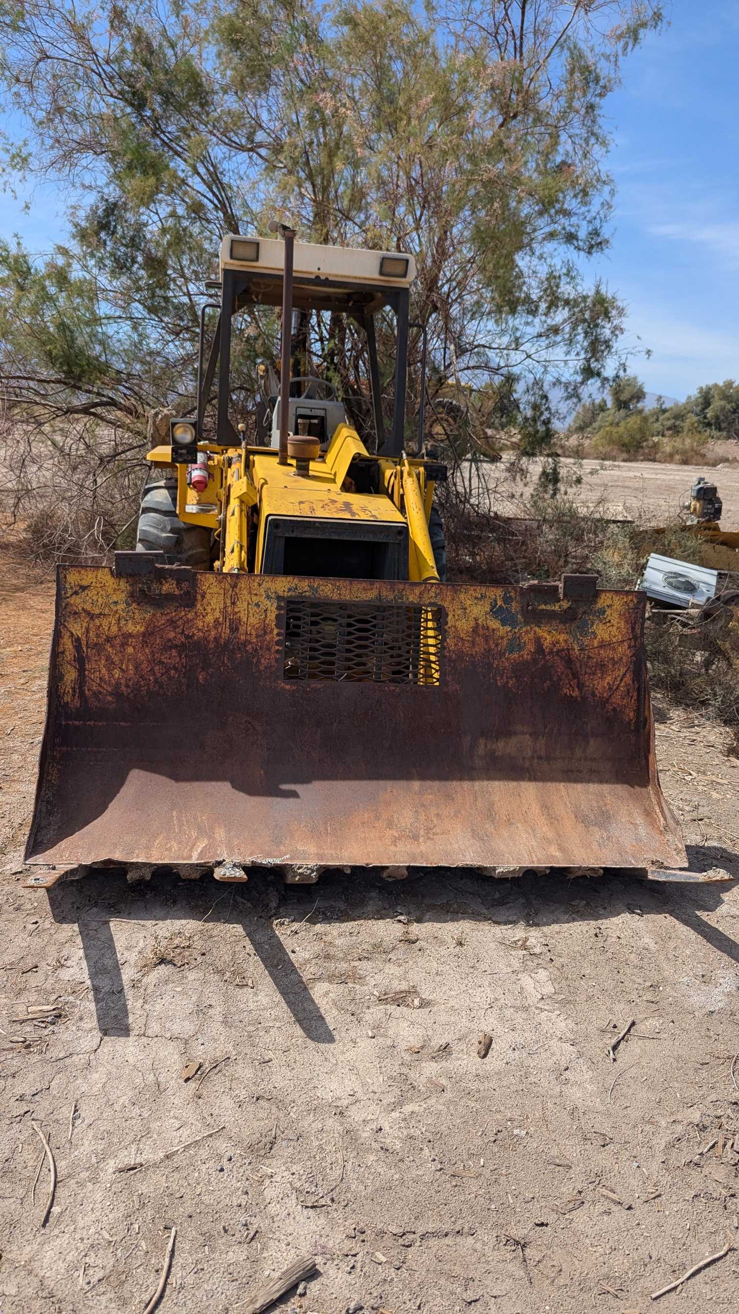 JCB BACKHOE LOADER - BACKHOE LOADERS
