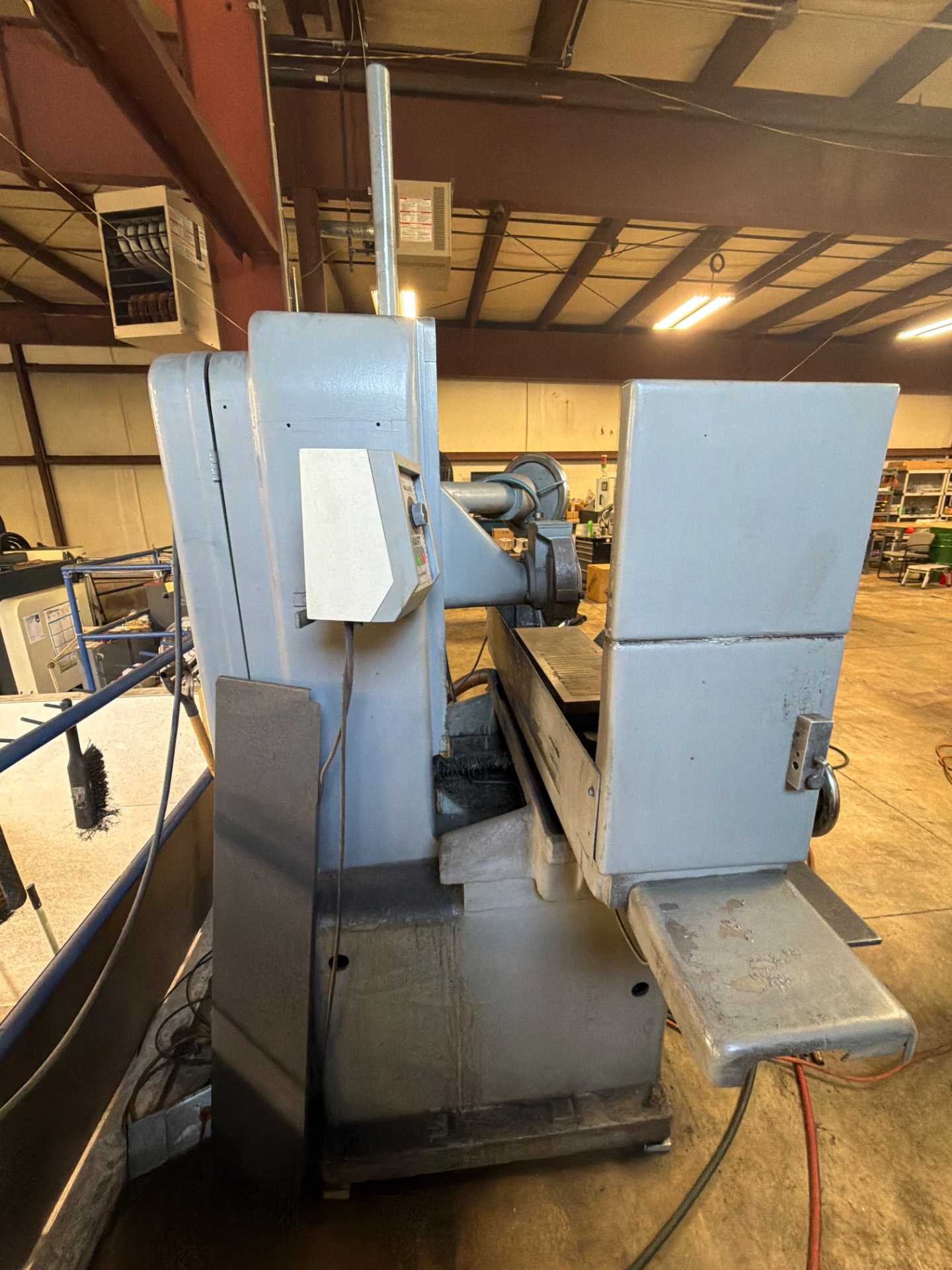 1972 GALLMEYER & LIVINGSTON CO. 280 SURFACE GRINDER 460V 3PH CS WALKER 24X8 - SURFACE GRINDERS