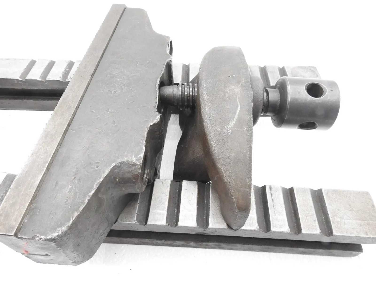 AZAIE QUICK ADJUST DRILL PRESS VISE - MACHINE TOOLING