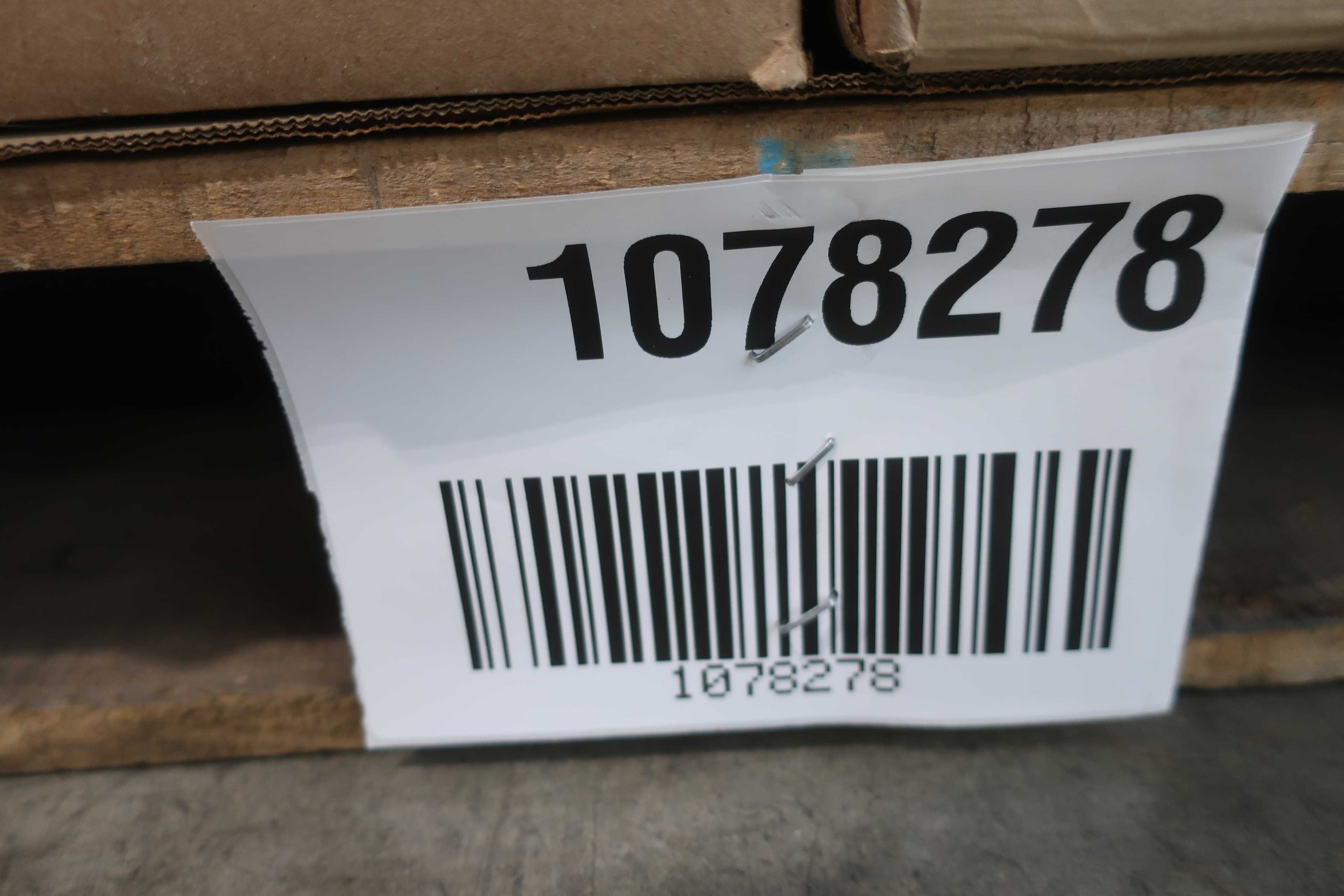 PALLET OF UNITED ELECTRIC TEMPERATURE CONTROLLERS AND SENSORS - SENSORS