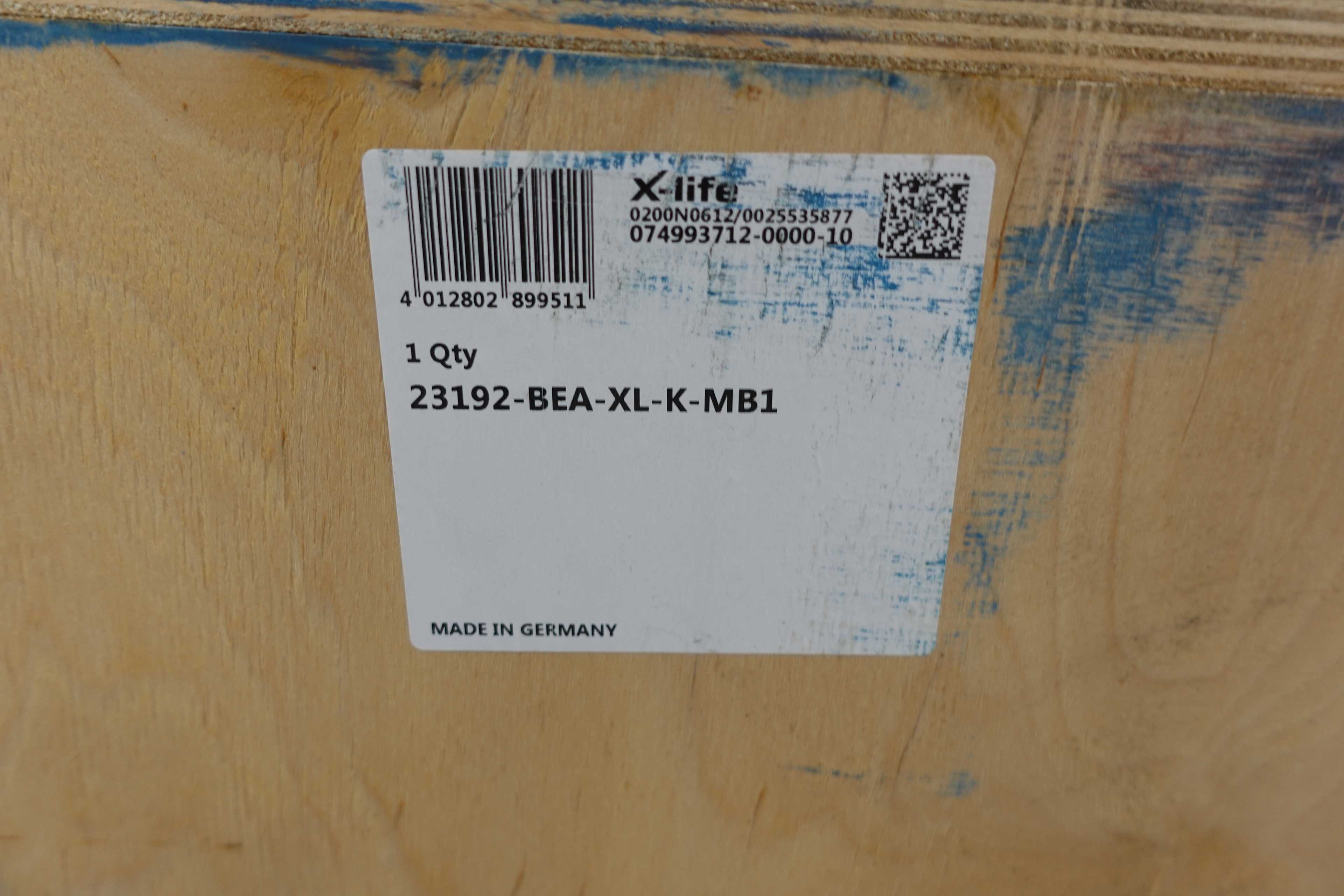 SKU 1739738 - LOT OF 2 SETS OF FAG 23192-BEA-XL-K-MB1 ROLLER BEARINGS WITH H3192-HG SLEEVES - BEARINGS