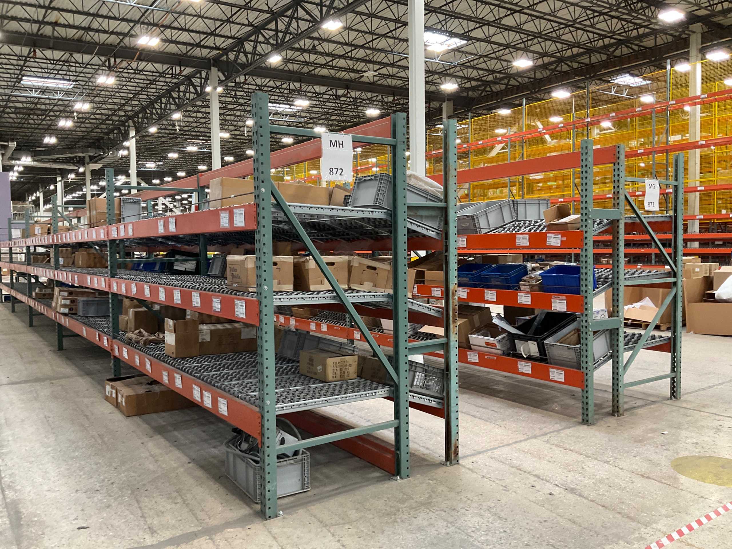BULK QTY OF PALLET RACKING - PALLET RACKING