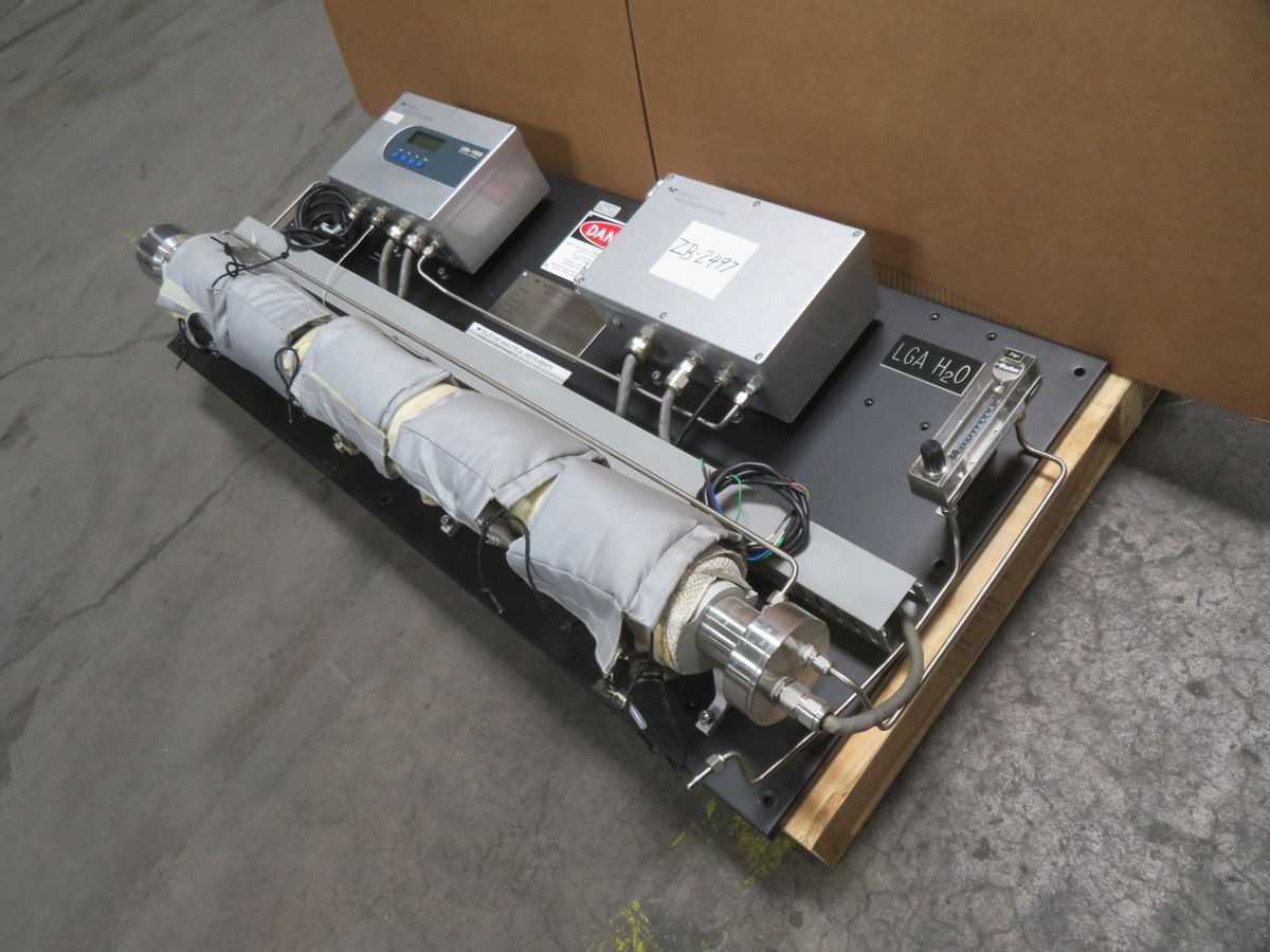 TELEDYNE LGA-4000 TDLAS DIODE LASER GAS ANALYZER, H₂O, 0-6%, 110V AC - GAS ANALYZER