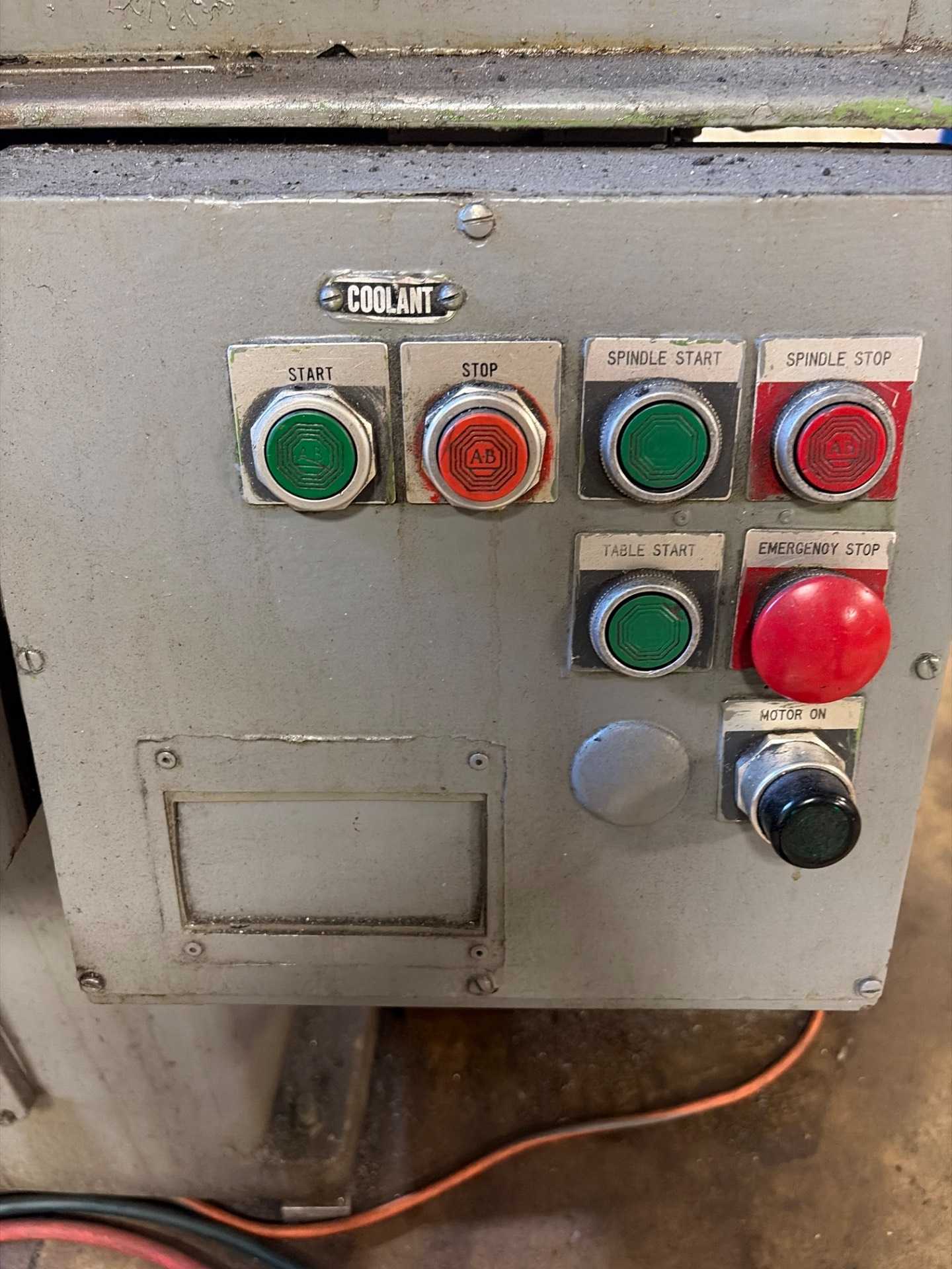 1972 GALLMEYER & LIVINGSTON CO. 280 SURFACE GRINDER 460V 3PH CS WALKER 24X8 - SURFACE GRINDERS