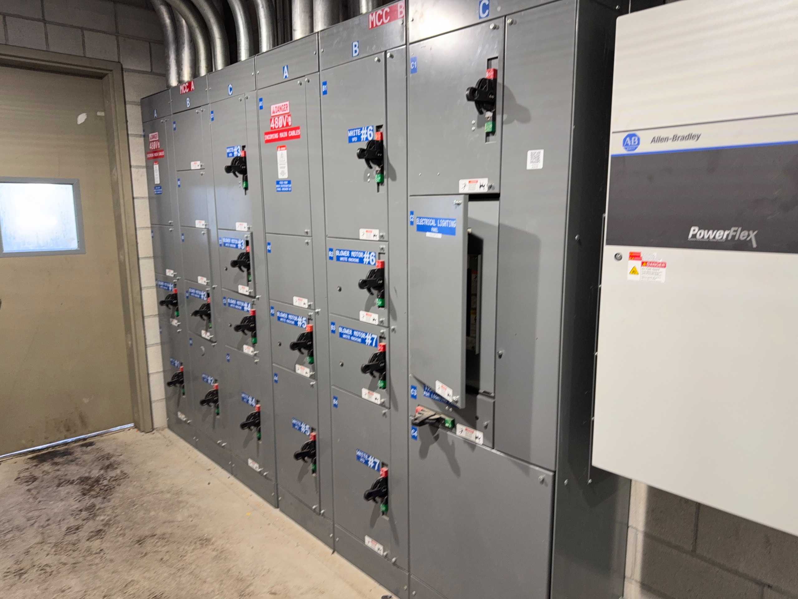 BULK QTY OF ALLEN BRADLEY MCC - MOTOR CONTROL CENTERS