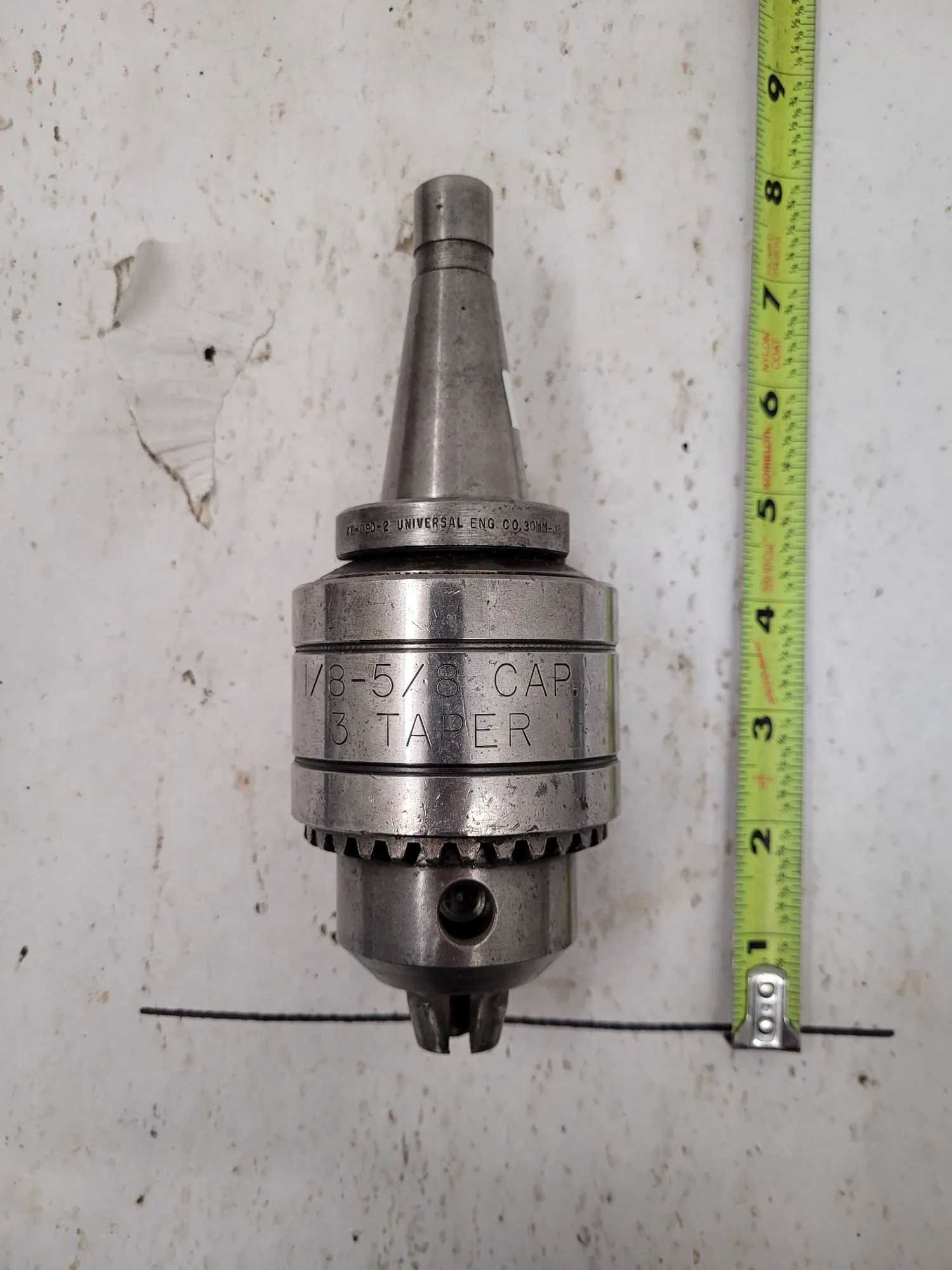 SUPREME CHUCK MODEL 24T3 W/ BT30 HOLDER, 1/8-5/8 CAP, #3 MORSE TAPER - MACHINE TOOLING