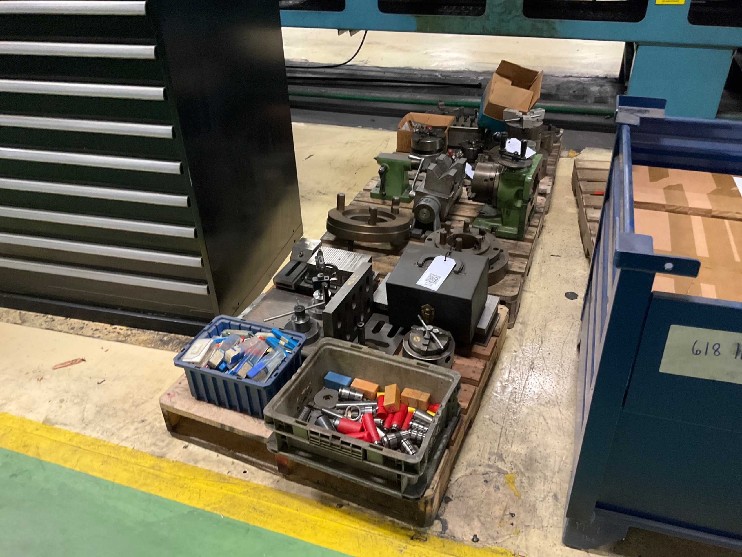 BULK QTY OF INDUSTRIAL PARTS