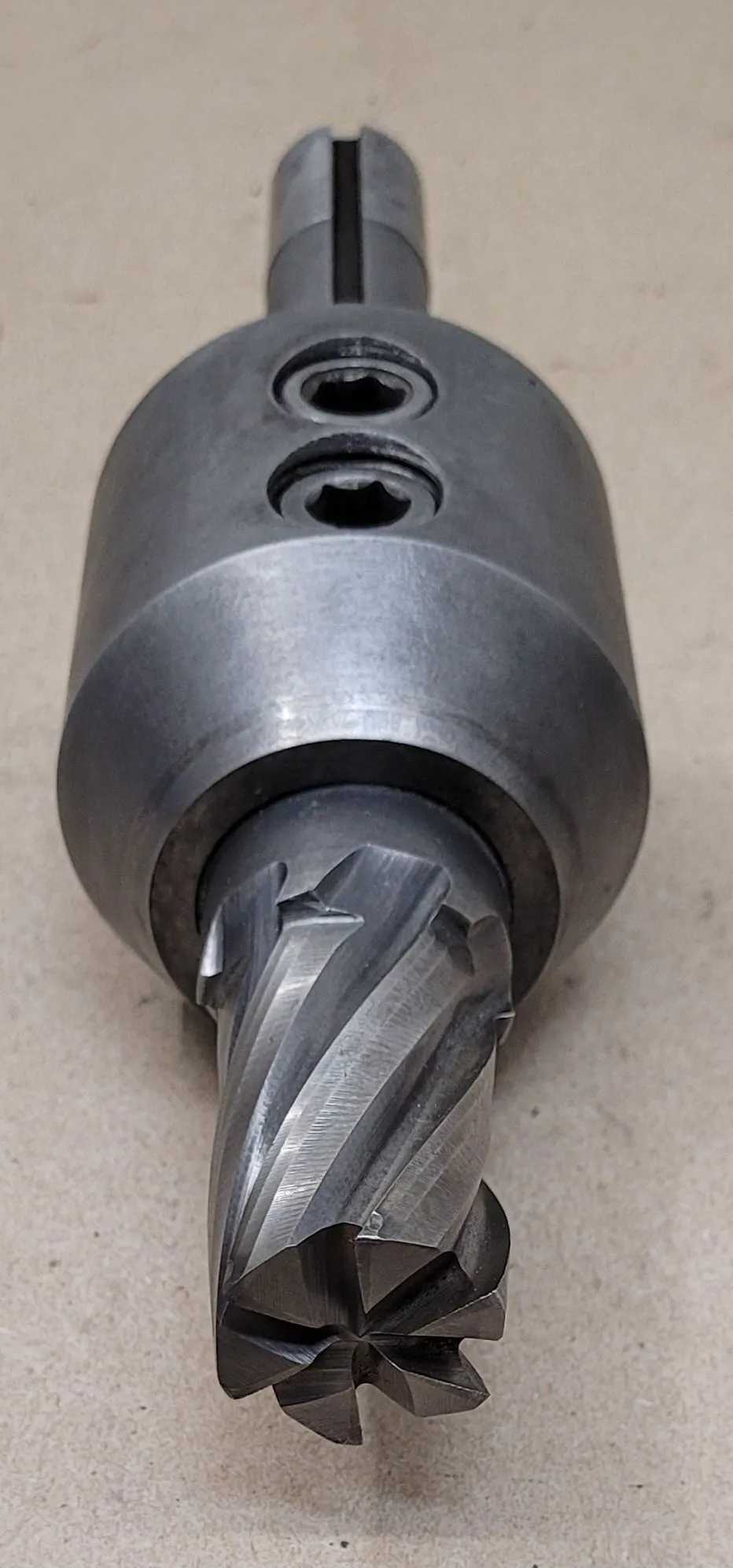 BRIDGEPORT R8 END MILL ADAPTER, 1-1/4" CAPACITY, 9-1/2" OAL, 2-1/2" BODY DIA, 6-FLUTE MILL - MACHINING TOOLING & PARTS