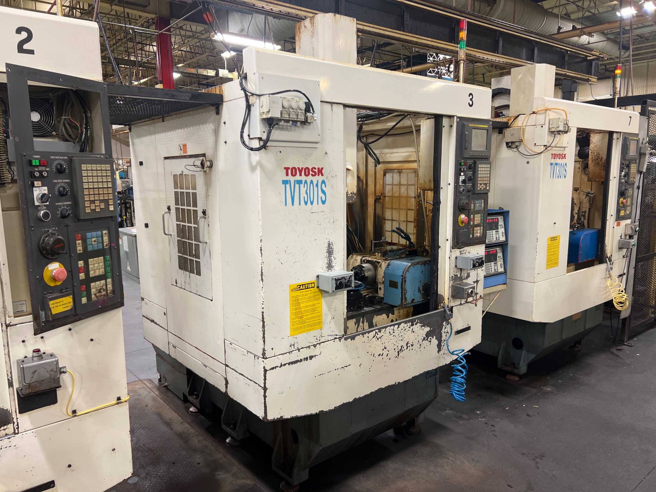 2002 TOYOSK TVT301S VERTICAL MACHINING CENTER - VERTICAL MACHINING CENTERS