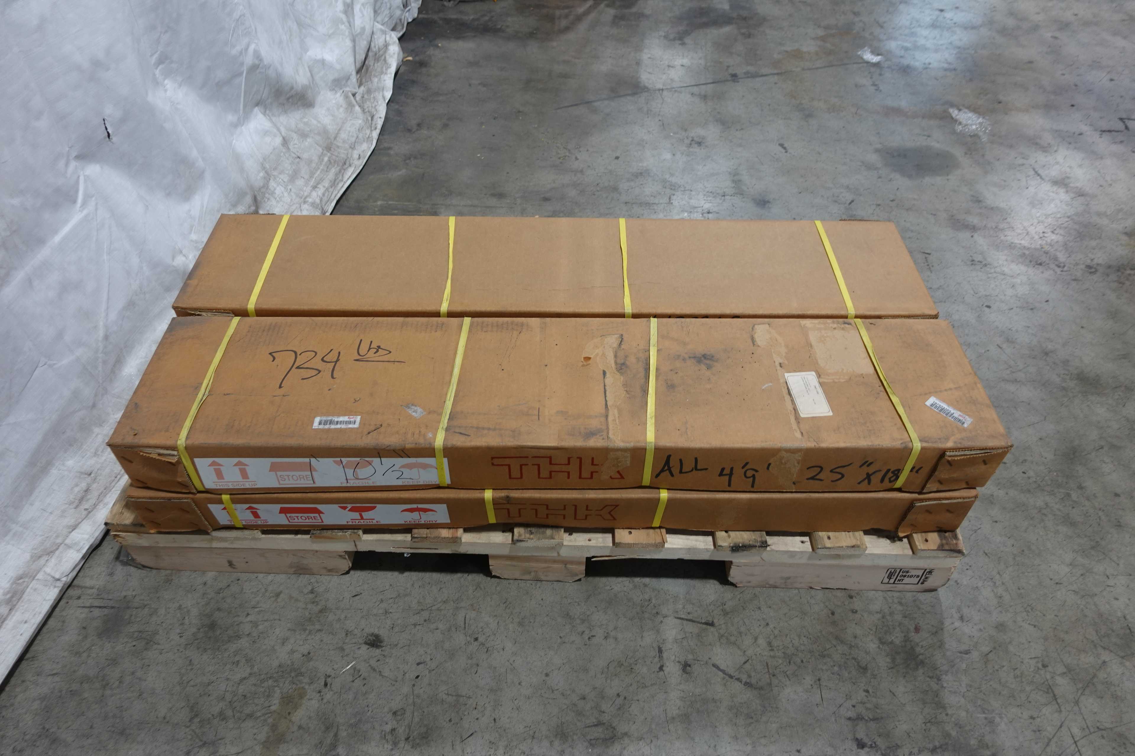 LOT OF 4 THK HCR65A4RRC1E+30,60/1250R4T-II LINEAR GUIDES - LINEAR MOTION