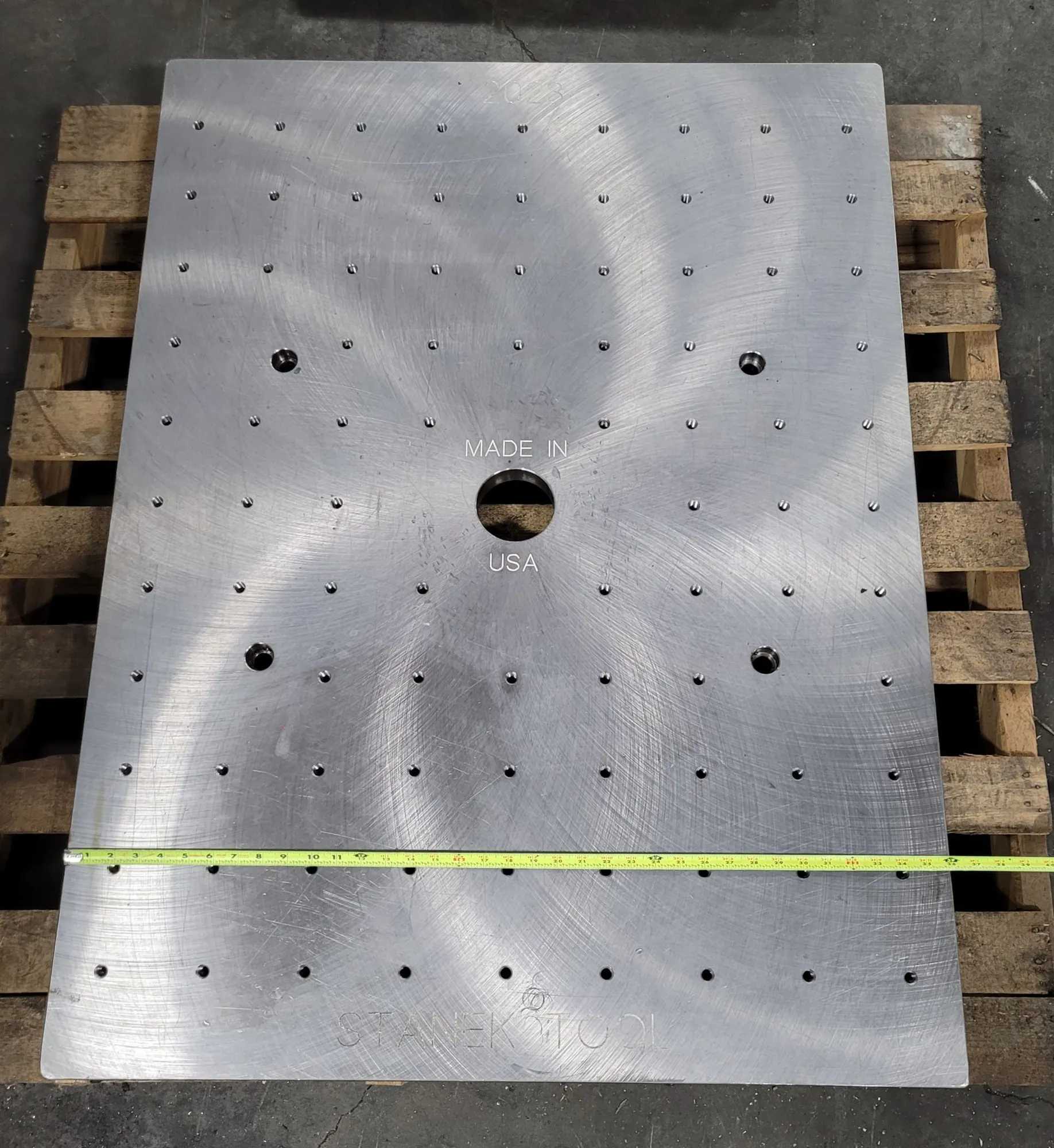 2023 STANEK 2023 FIXTURE PLATE T&A 48X36X1-3/8IN, 708LBS, 3-1/2IN HOLE, 90X 1/2IN HOLES - MACHINE TOOLING