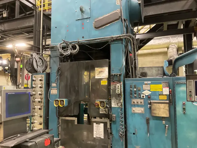 CINCINNATI 220-DCII-6 COMPACTING PRESS - undefined