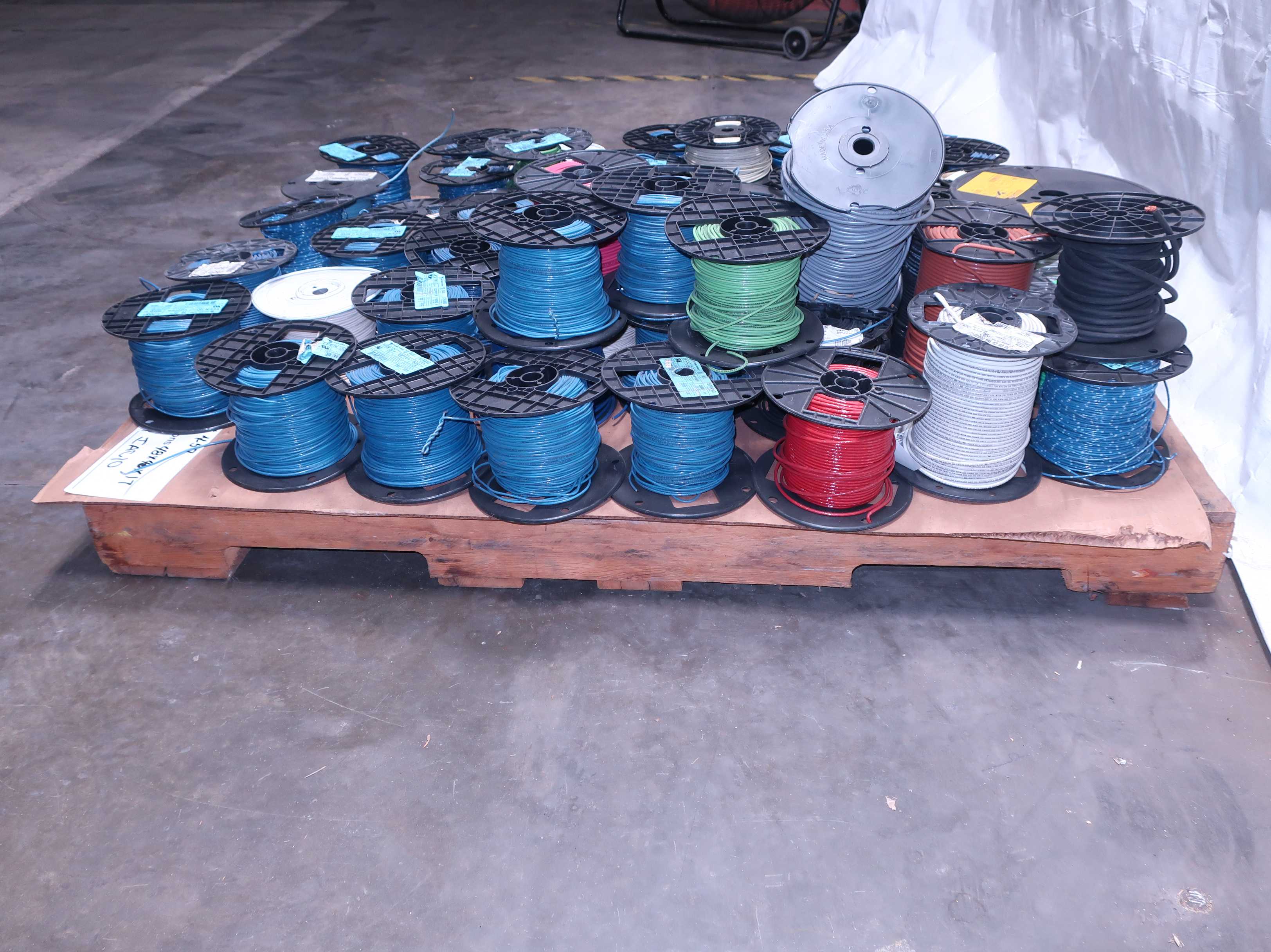 1 PALLET OF ASSORTED INSULATED WIRE - ELECTRICAL WIRE