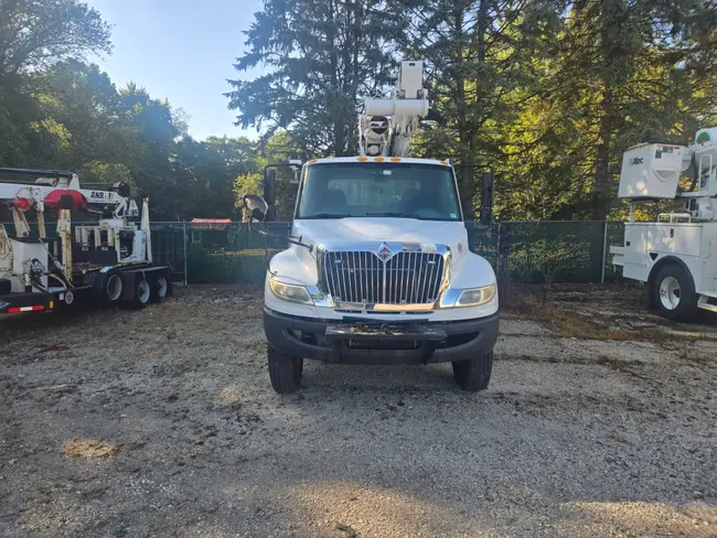 2014 INTERNATIONAL MA065  BUCKET TRUCK - undefined