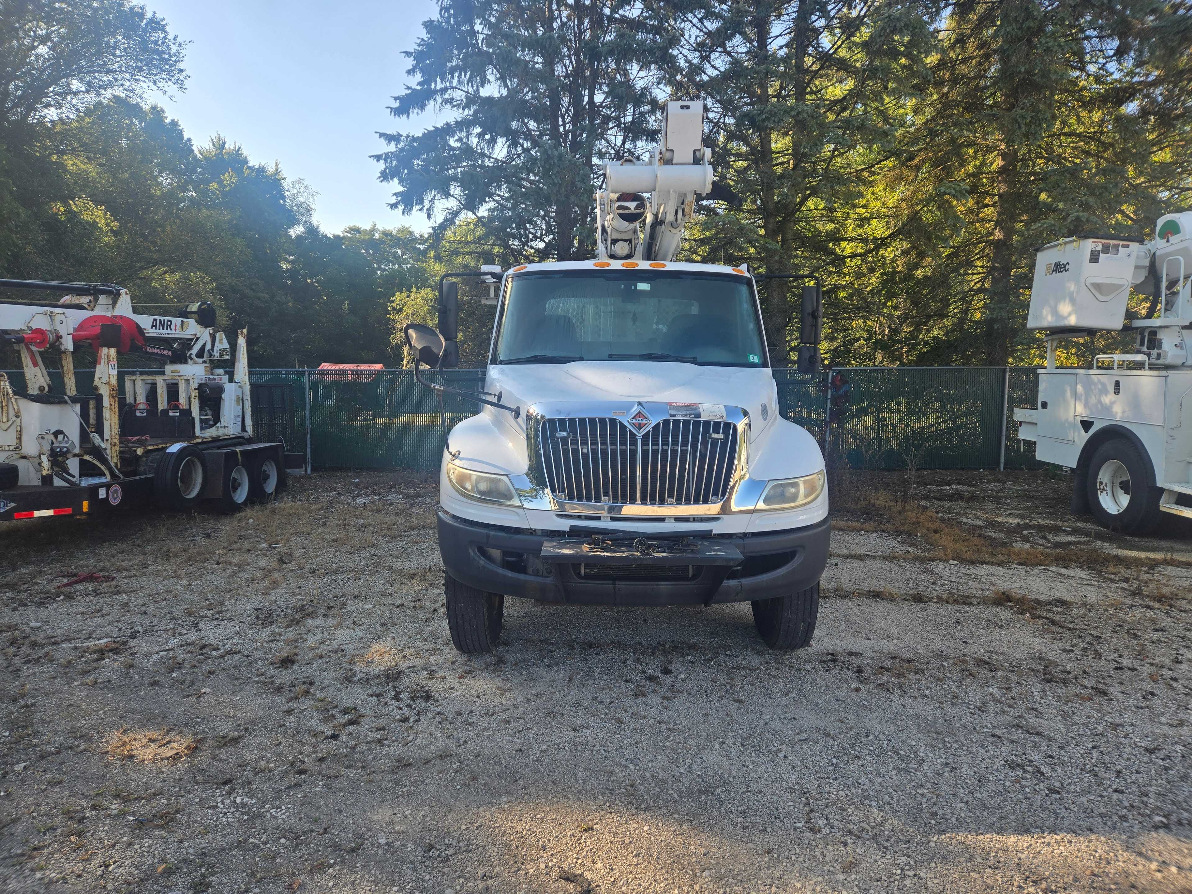 2014 INTERNATIONAL MA065  BUCKET TRUCK - BUCKET TRUCKS