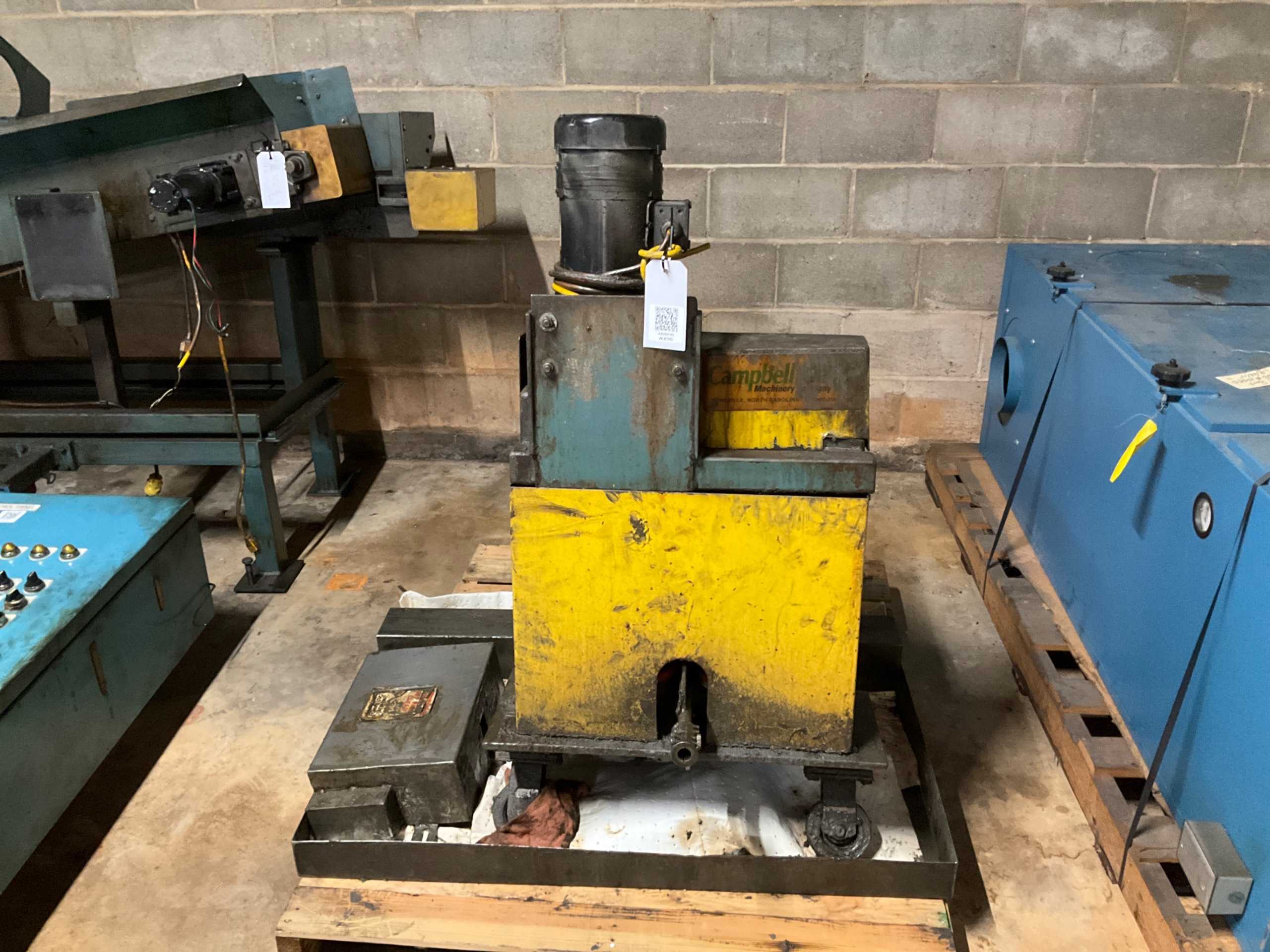 BULK QTY OF INDUSTRIAL PARTS BULK QTY OF INDUSTRIAL PARTS