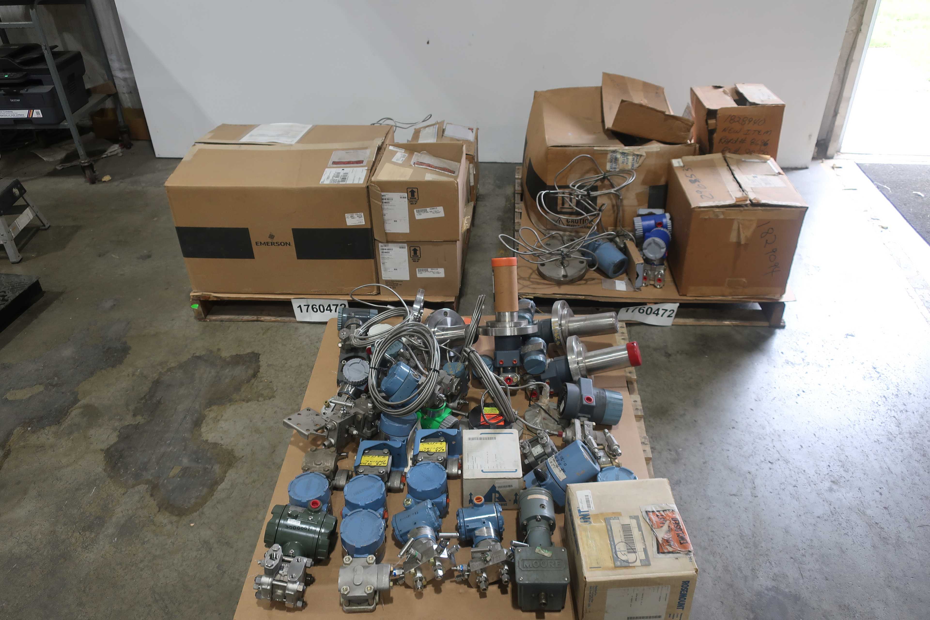 SKU 1760472 - 3 PALLETS OF ASSORTED TRANSMITTERS - PRESSURE TRANSMITTER