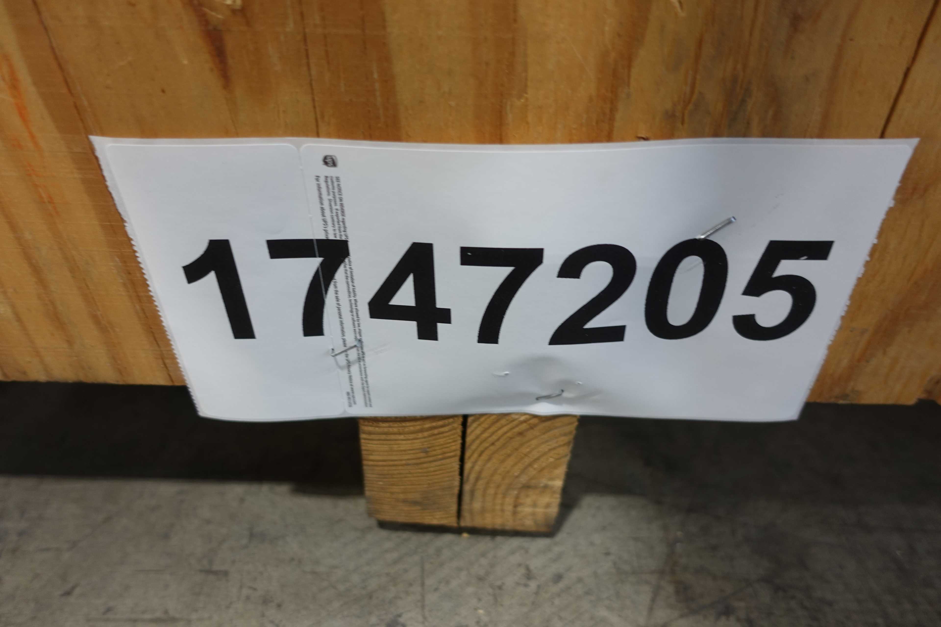 SKU 1747205 - CRATE OF ASSORTED V-BELTS - BELTS