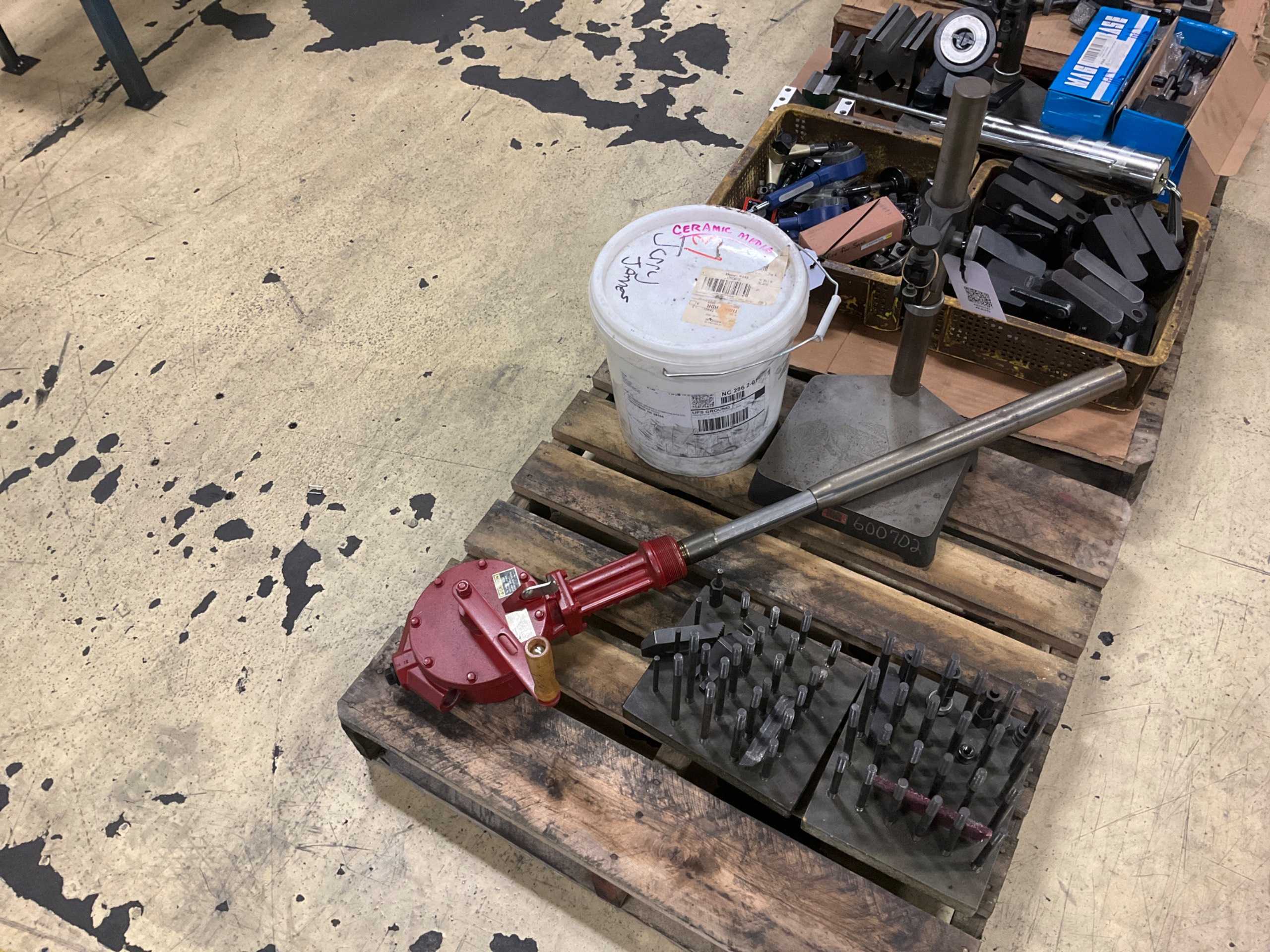 BULK QTY OF INDUSTRIAL PARTS - INDUSTRIAL PARTS