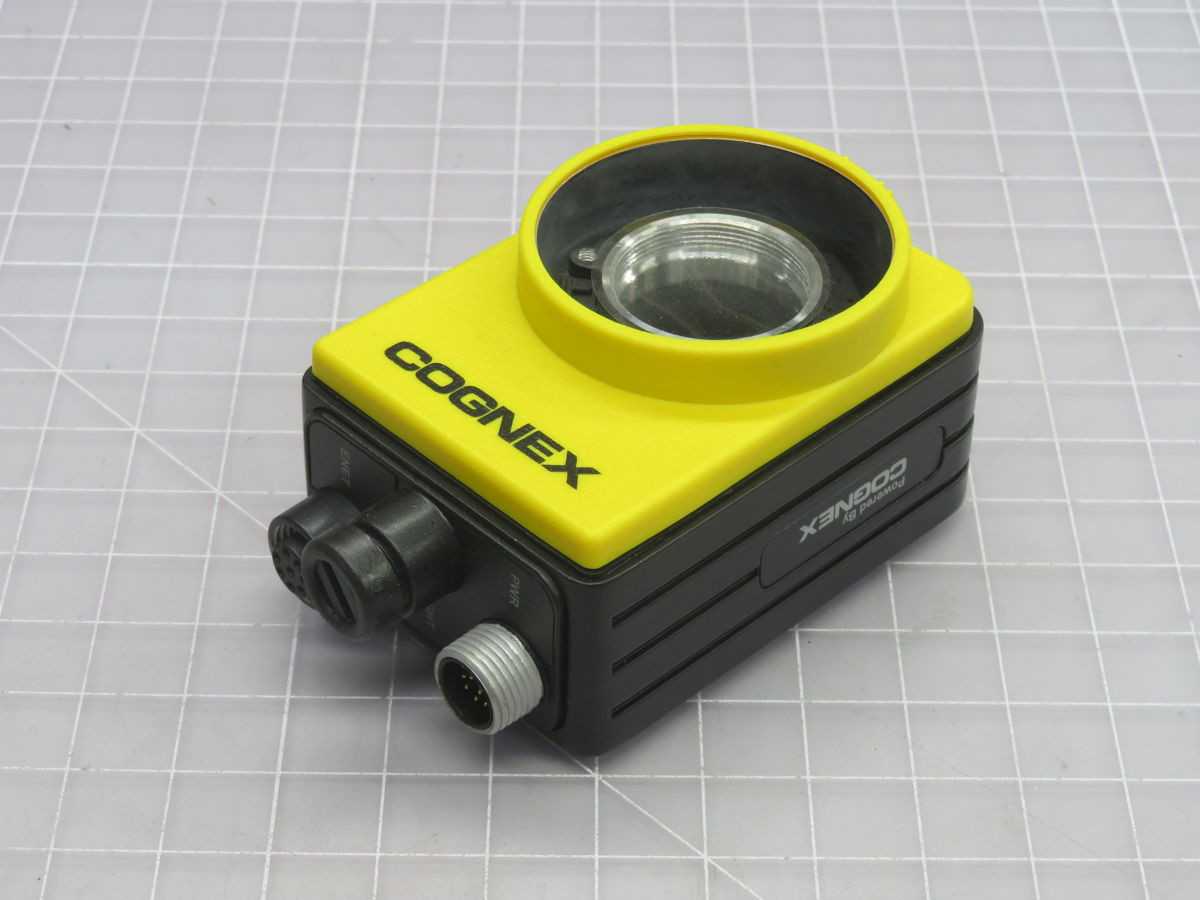 COGNEX IS7010-C01 830-0684-1R, CCD CAMERA, 800X600 PIXELS, 24-BIT COLOR, 24 VDC POWER - INSPECTION CAMERAS