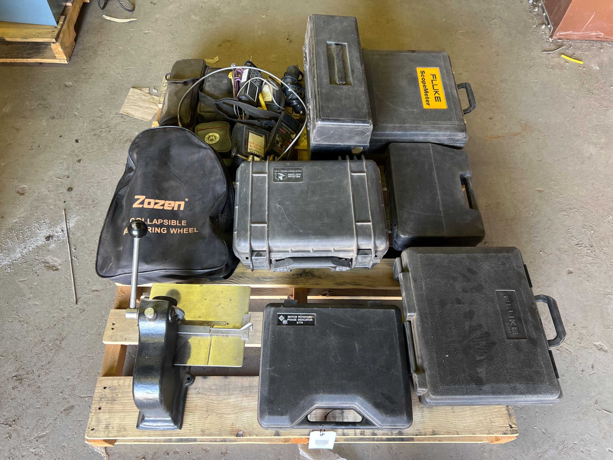 BULK QTY OF TESTING AND MEASURING EQUIPMENT - INSPECTION & MEASUREMENT