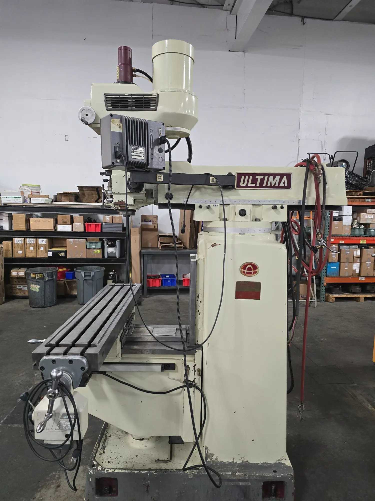 ACER ULTIMA 4VK VERTICAL MILL, 5 HP, 10" X 50" TABLE, #40 TAPER, POWER DRAWBAR, FAGOR DRO