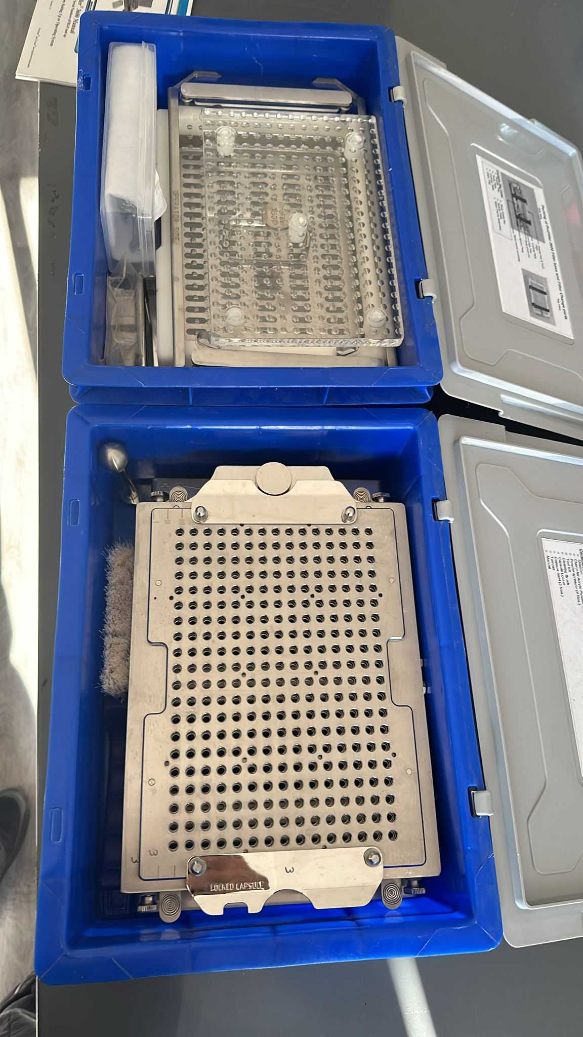 QTY 2: CAPSULE FILLING SYSTEM - LAB & SCIENTIFIC