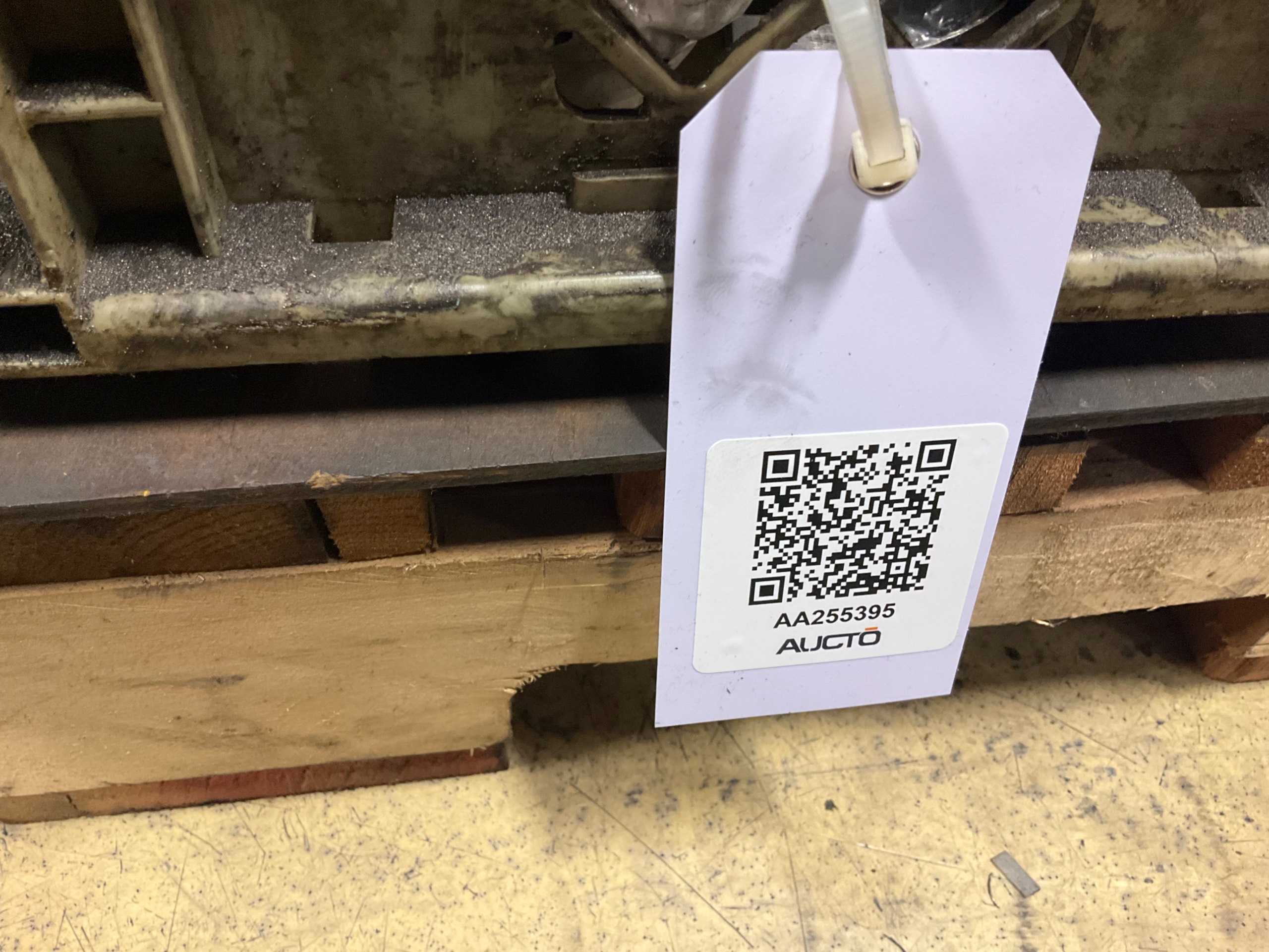 BULK QTY OF PRESS PARTS - PRESS BRAKE TOOLING