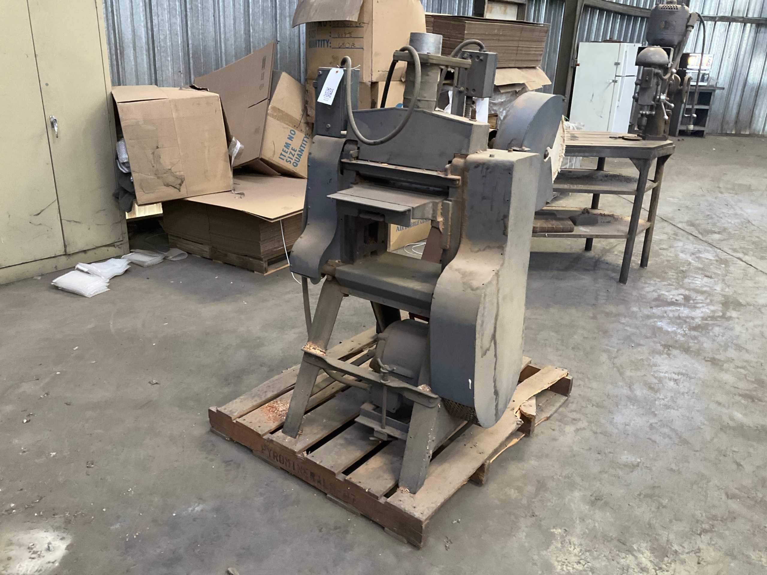 WOOD JOINTER - WOOD SHOP EQUIPMENT