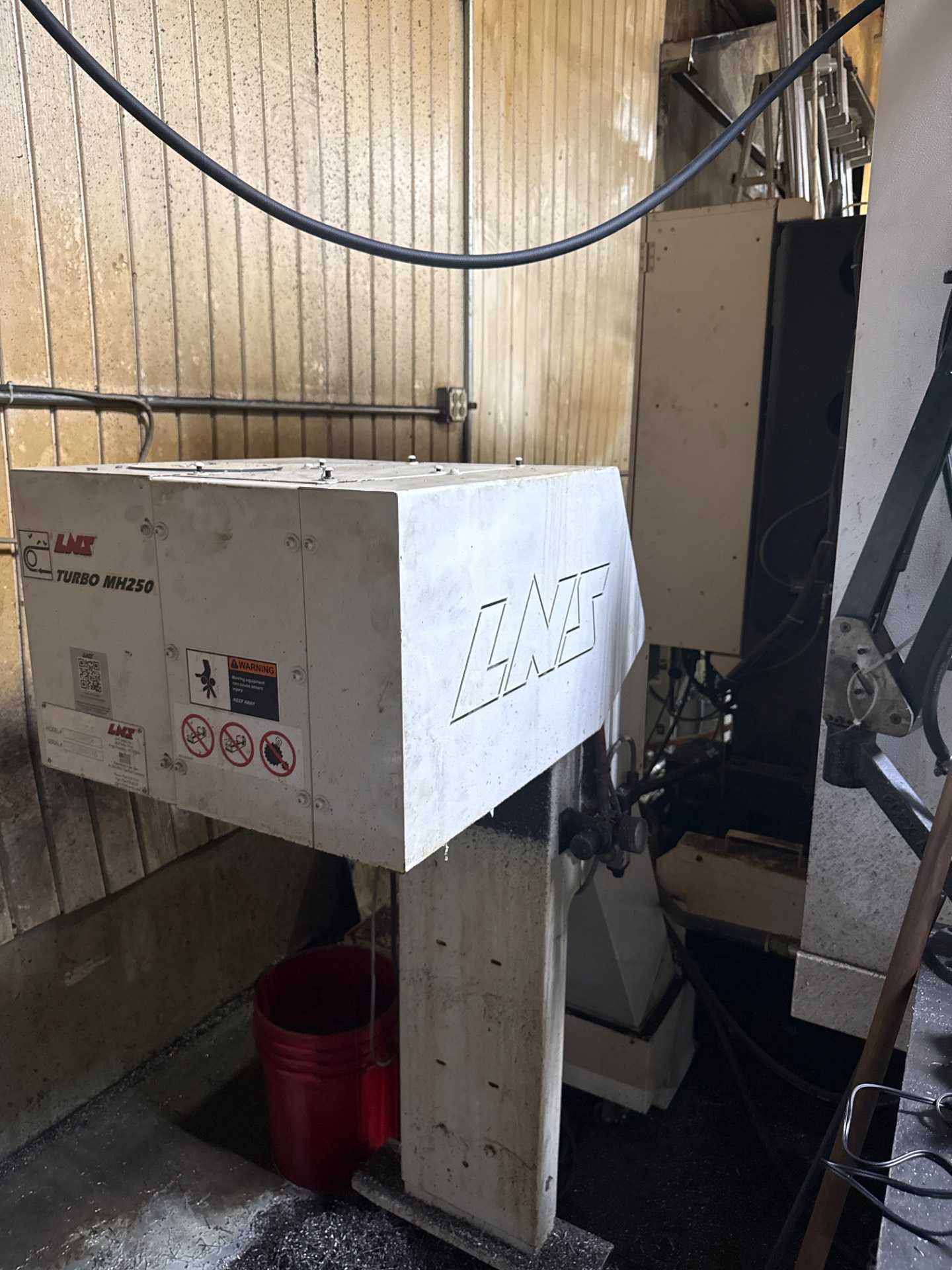 2018 FANUC ROBODRILL Α-D21LIB5 ADV PLUS VMC 21-TOOL, 24K RPM, 31I-B5 PLUS, 700X400X400MM, 54M/MIN - VERTICAL MACHINING CENTERS