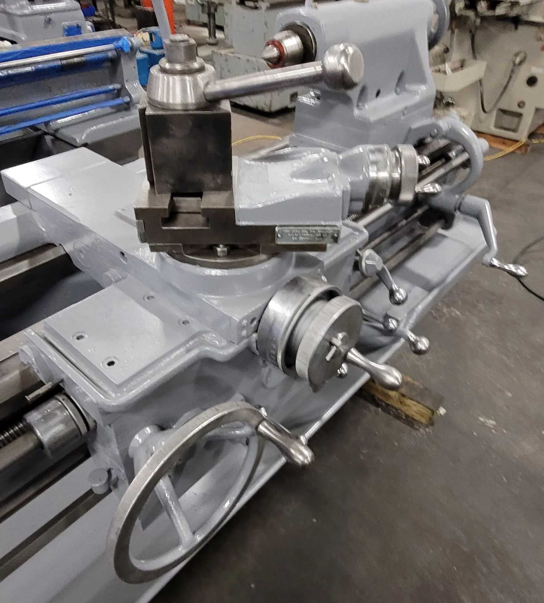 1978 MONARCH 610 ENGINE LATHE, 20" X 54", 10HP, 1500RPM, 2.25" BORE, D1-6, 12" CHUCK - MANUAL LATHES