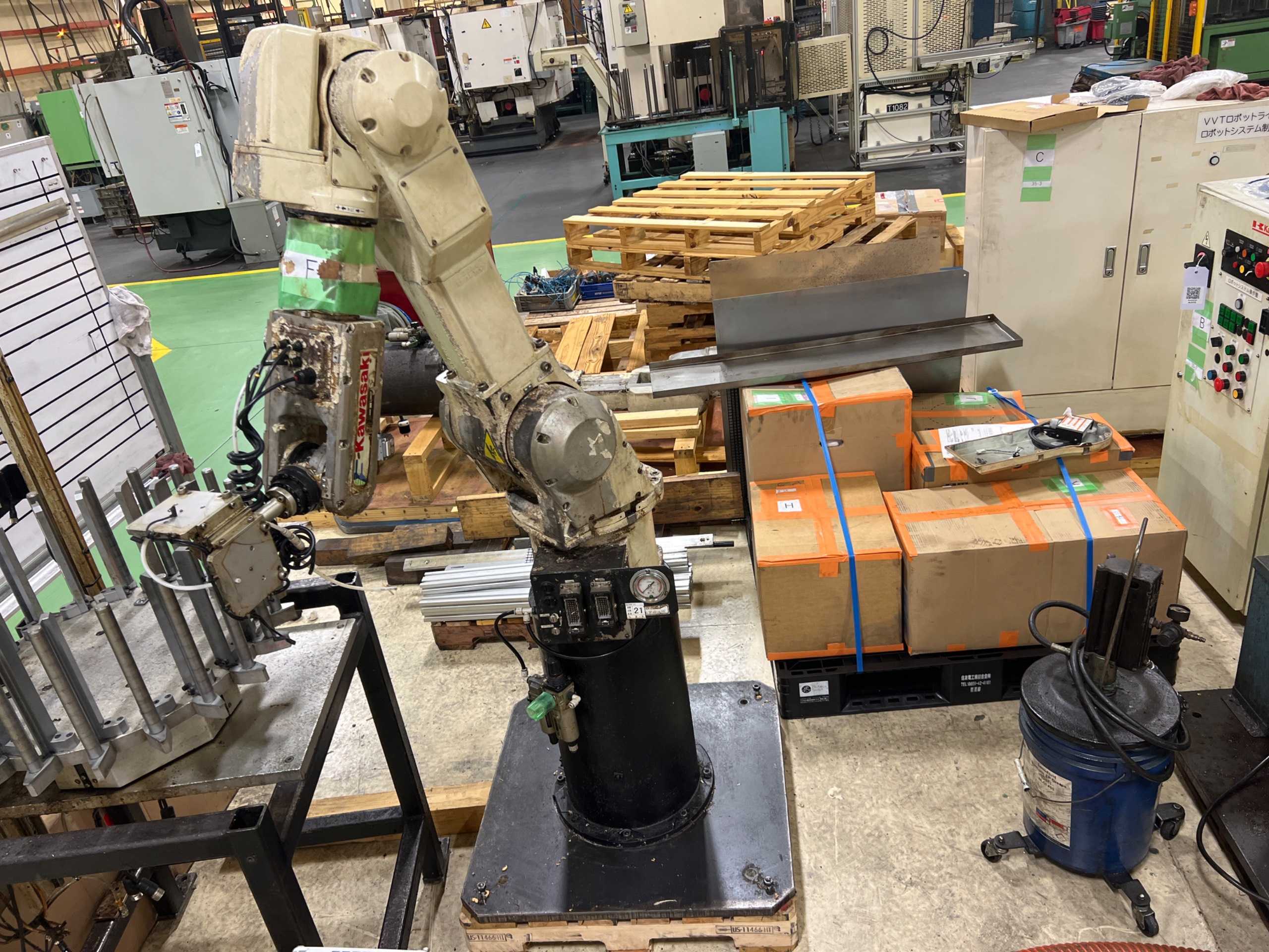 KAWASAKI ROBOT & CONTROLLER ASSEMBLY - ARTICULATED ROBOTS