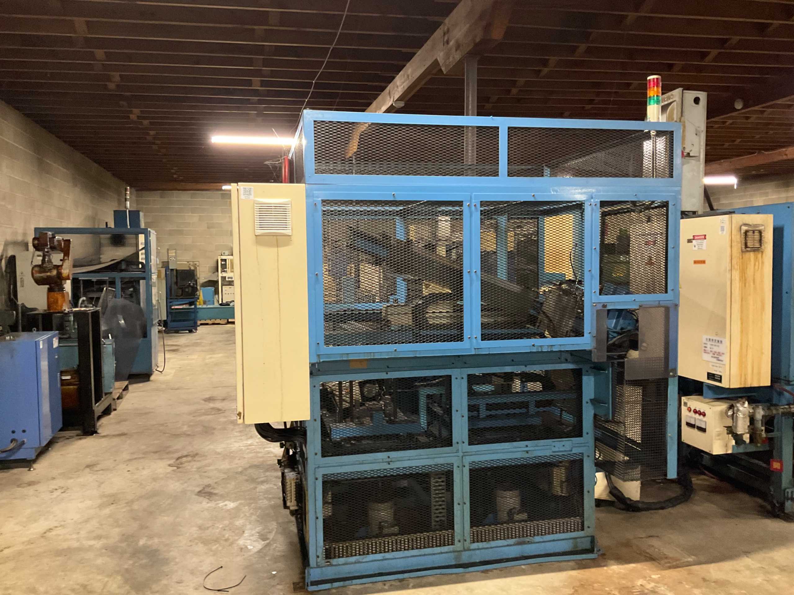 2008 HINASE 24A01SD FEEDER - FEEDERS