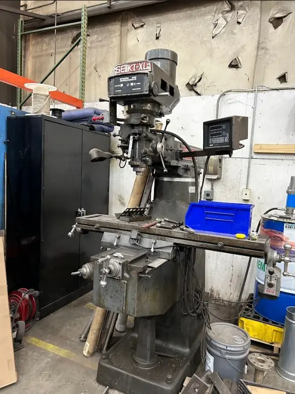 1995 SEIKI XL 3VX VERTICAL MILLING MACHINE - undefined