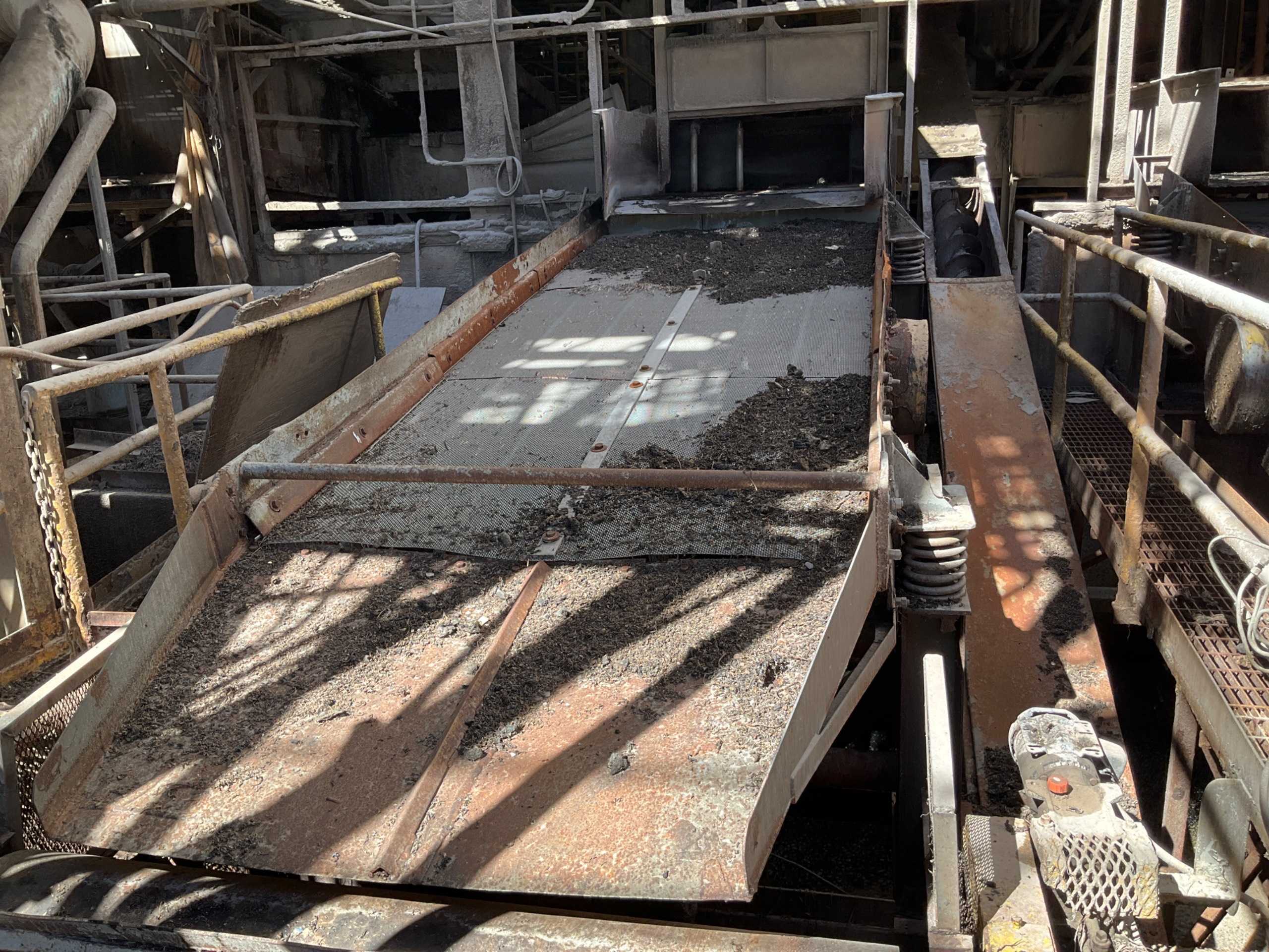 VIBRATORY WASHING SCREEN - SCREENS