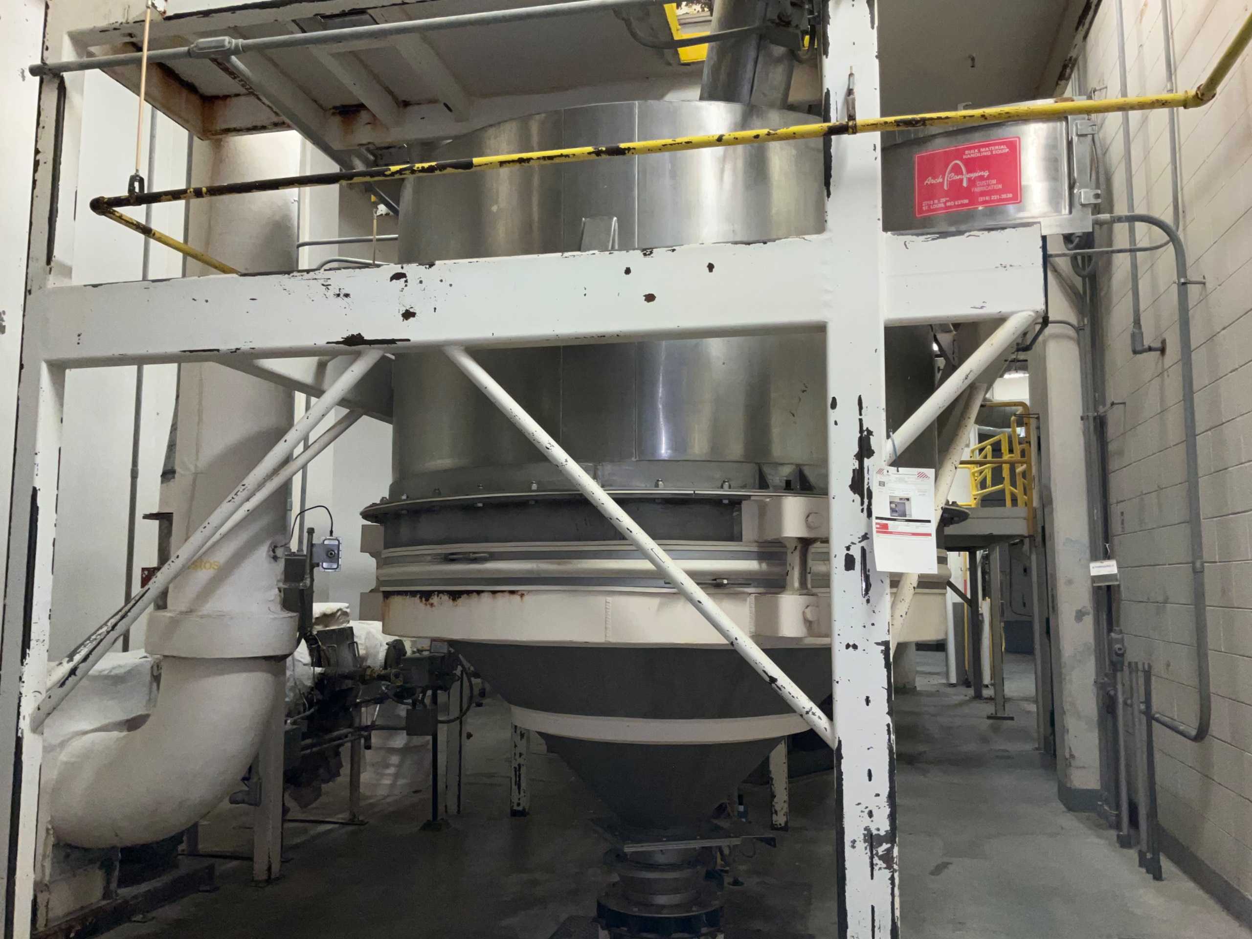 1991 VIBRANETICS BD 79 VIBRATORY STORAGE TANK - STORAGE BINS